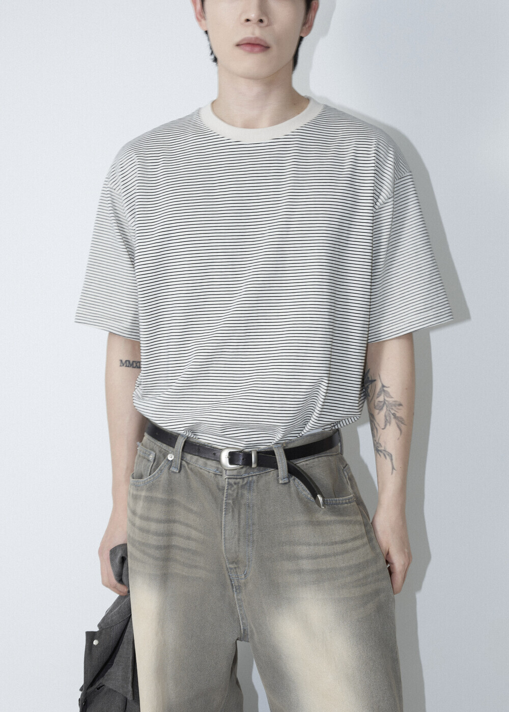 滾邊撞色涼感U領短袖上衣