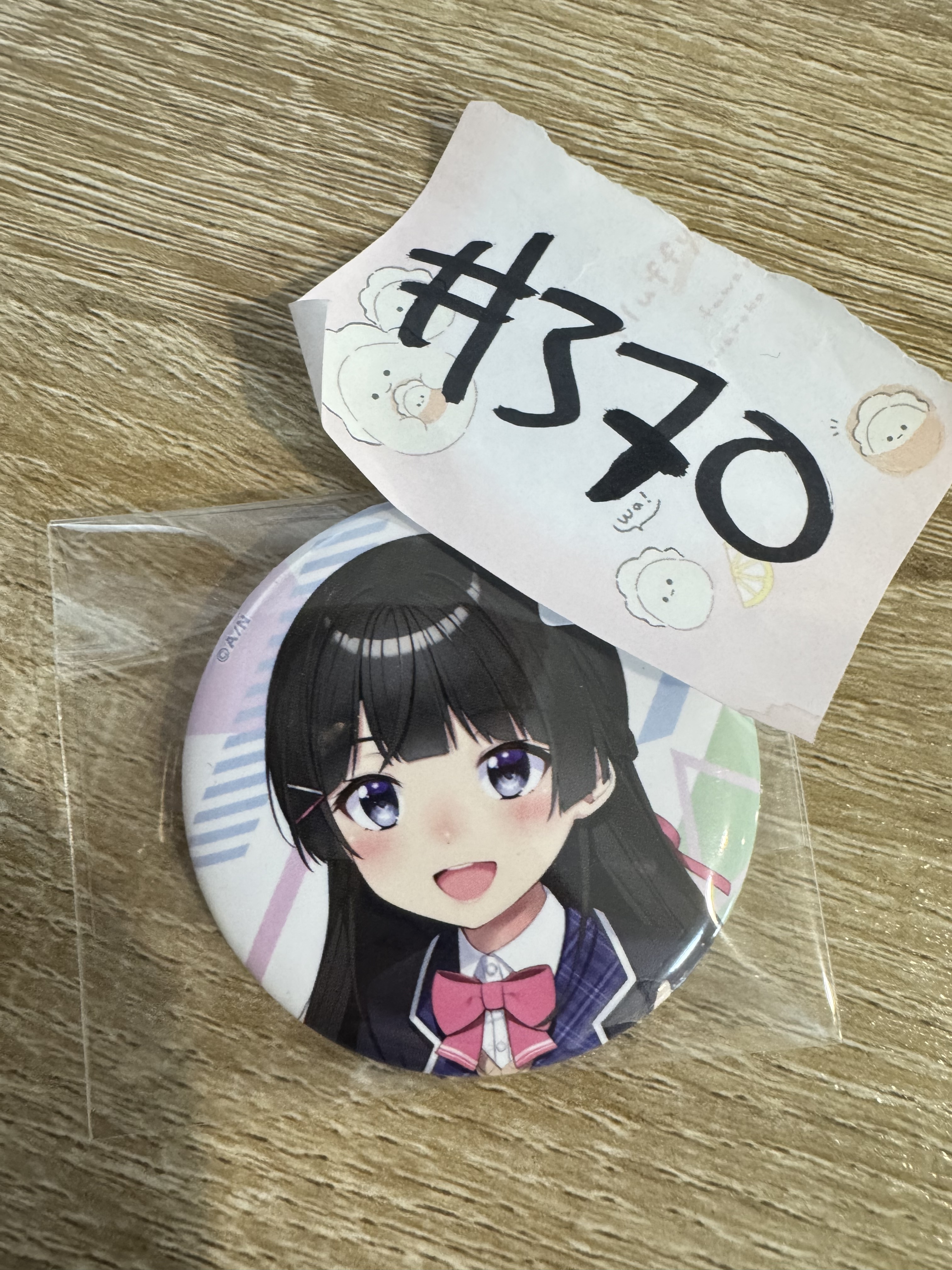 彩虹社 美兔 襟章 左#370