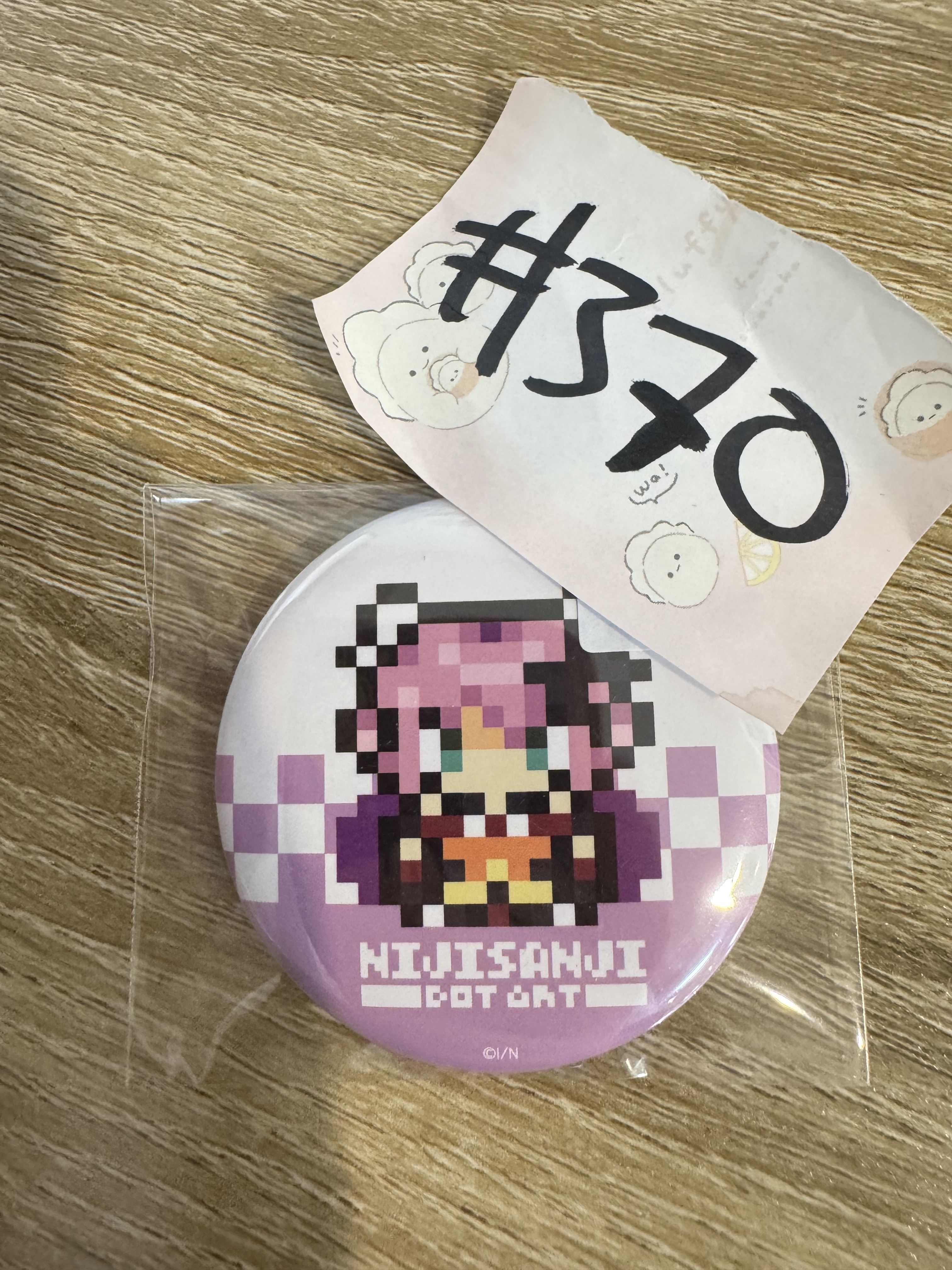 彩虹社 櫻凜月 襟章#370