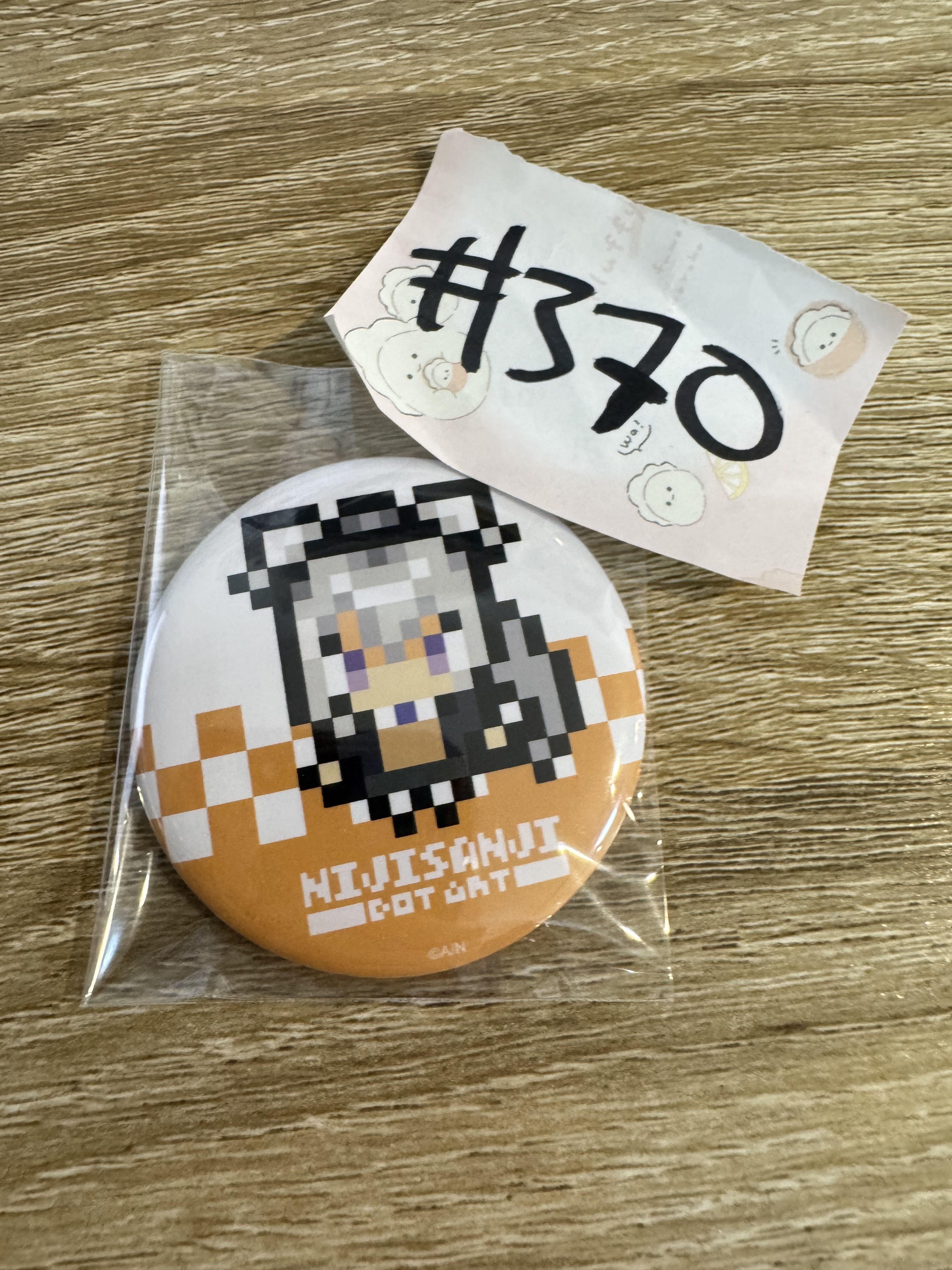 彩虹社 樋口 襟章#370