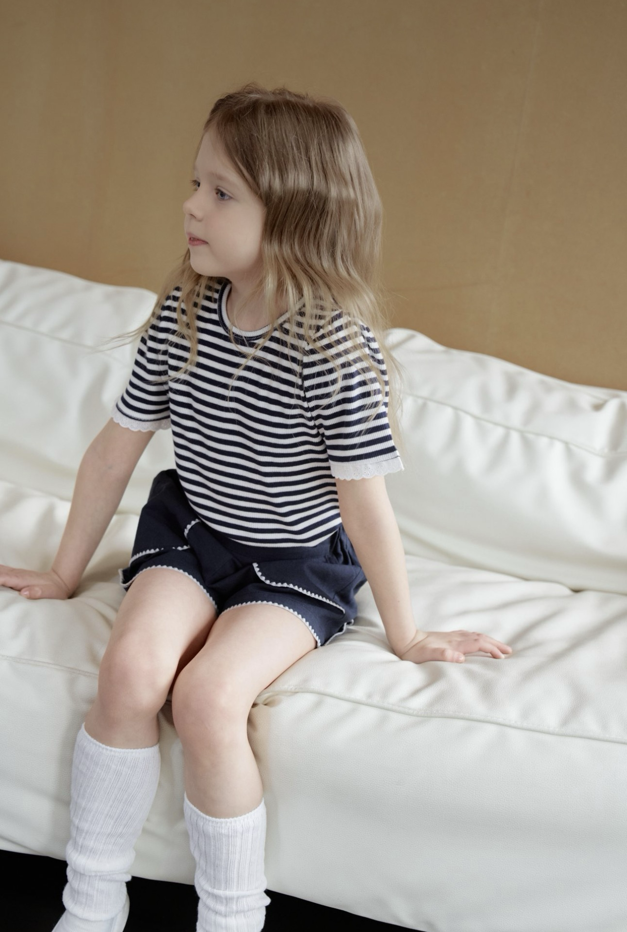 Momo Ann Floral Pattern｜Striped Collars Tee