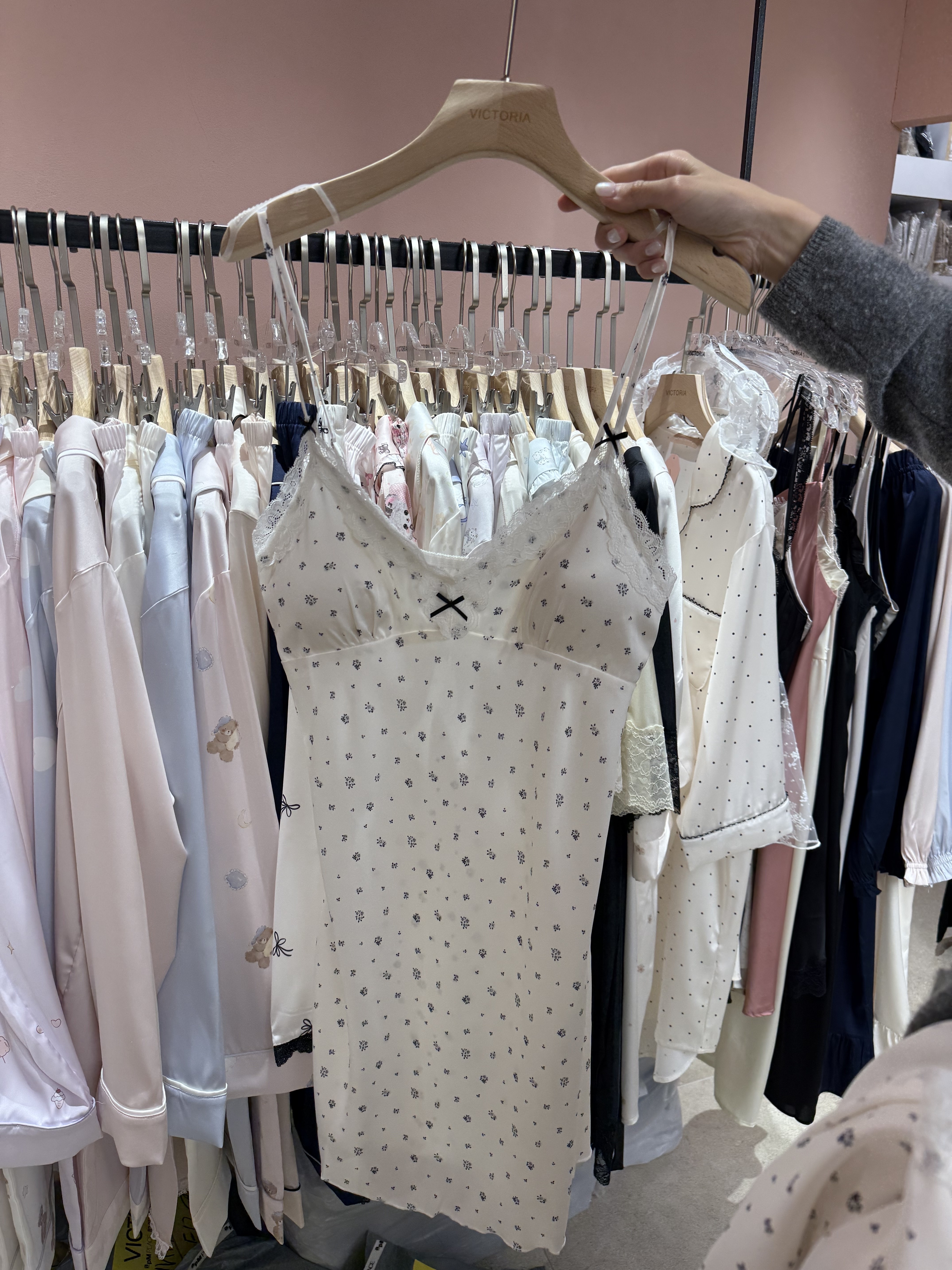 韓國連線 碎花吊帶睡裙+罩衫(有罩杯)