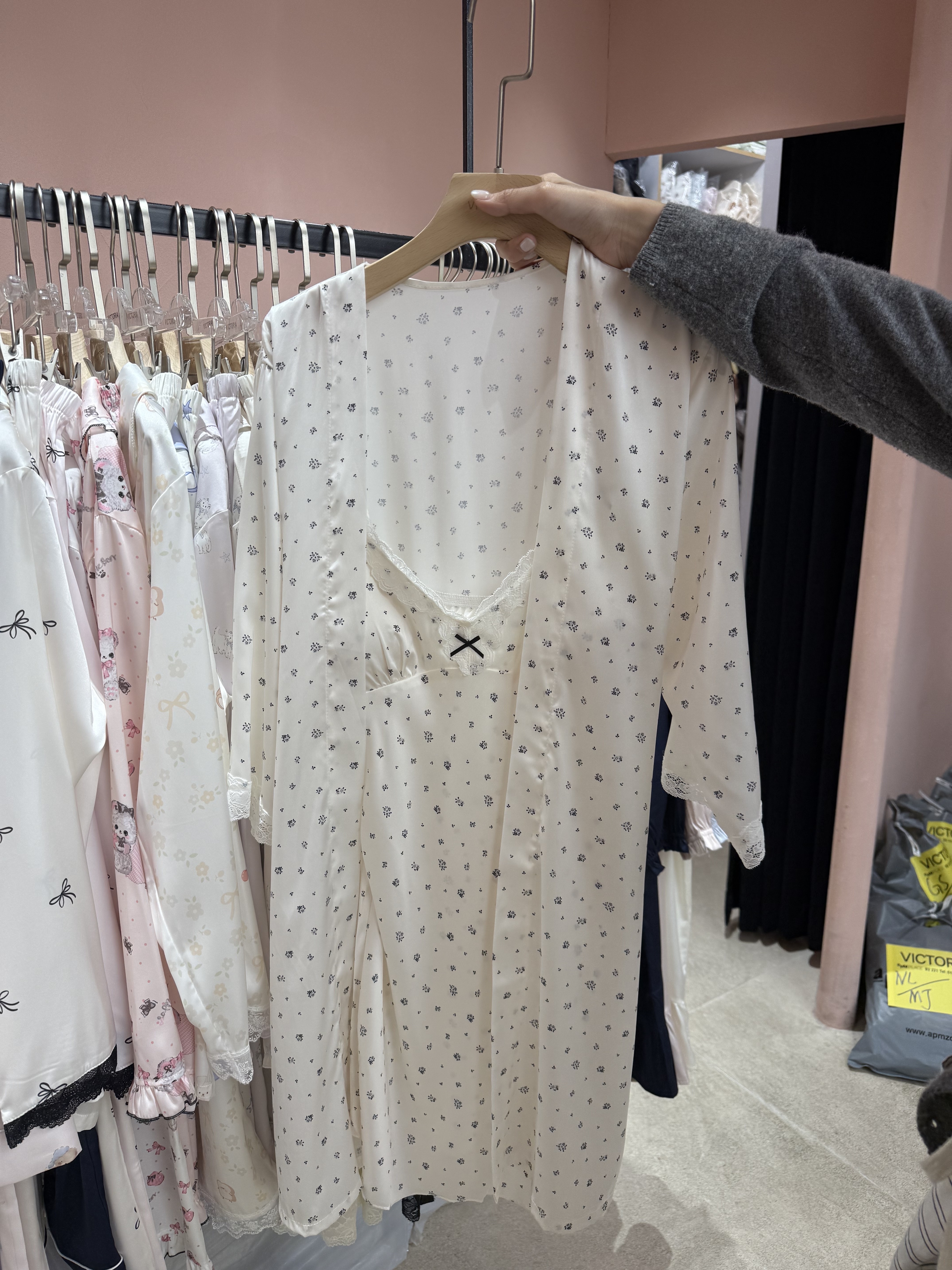 韓國連線 碎花吊帶睡裙+罩衫(有罩杯)