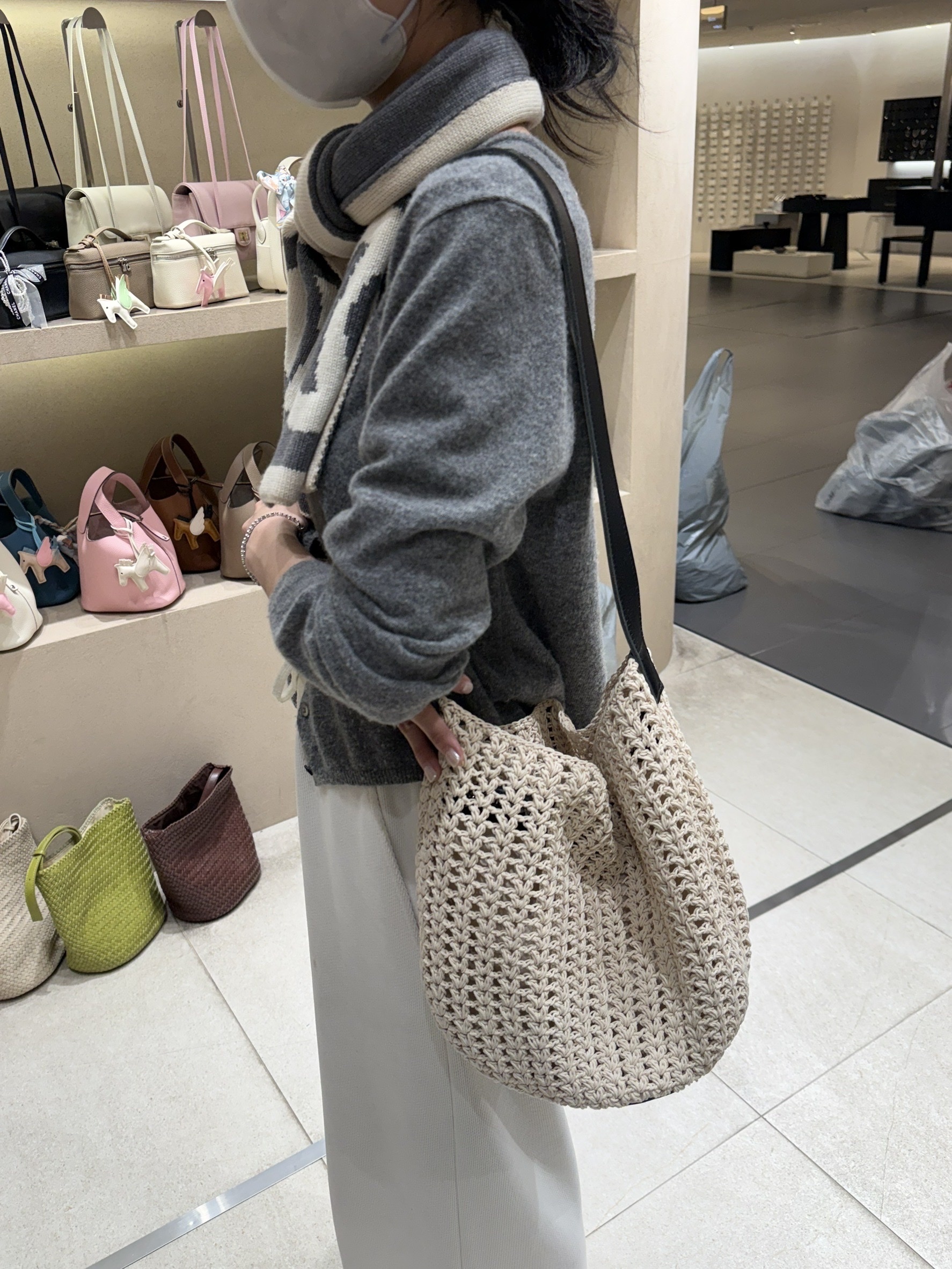 韓國連線 真皮皮帶釦編織水桶包