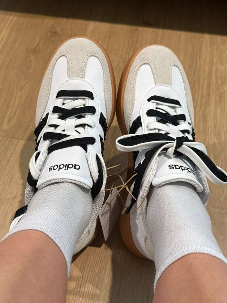 [USW] ADIDAS WOMEN'S BARREDA RETRO SNEAKERS, UZZ1275 (UZZ1275)