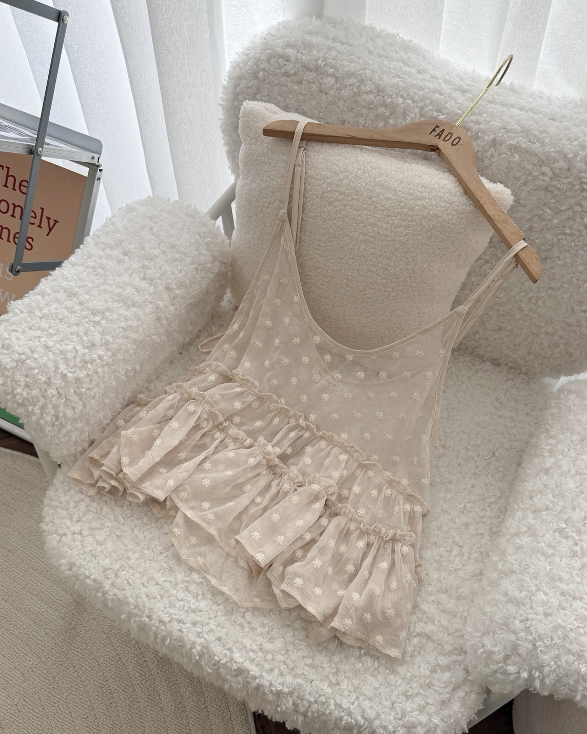 法朵Fado shop｜小緹花透膚疊穿背心 1305002 兩色