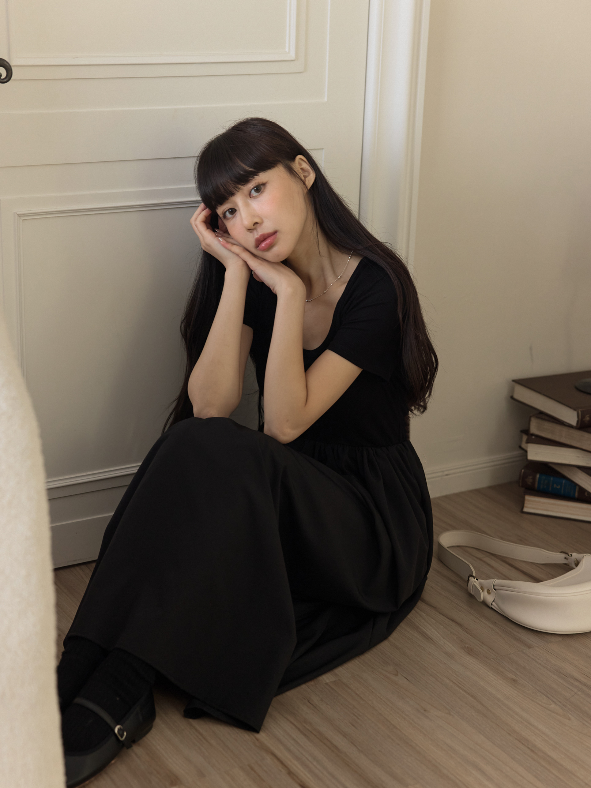 大圓領拼接連身長洋