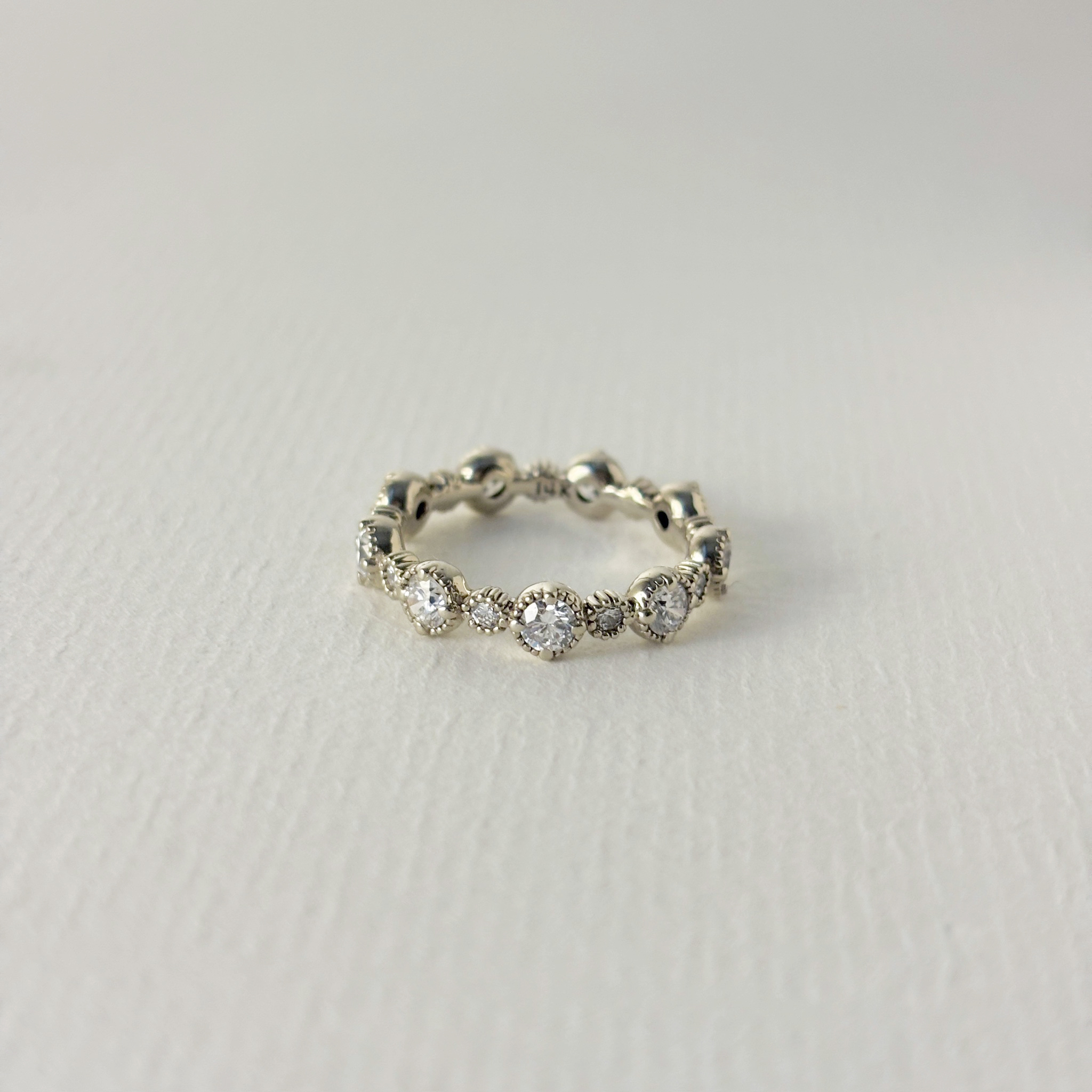 14K蛋糕爪鑲整圈真鑽戒指