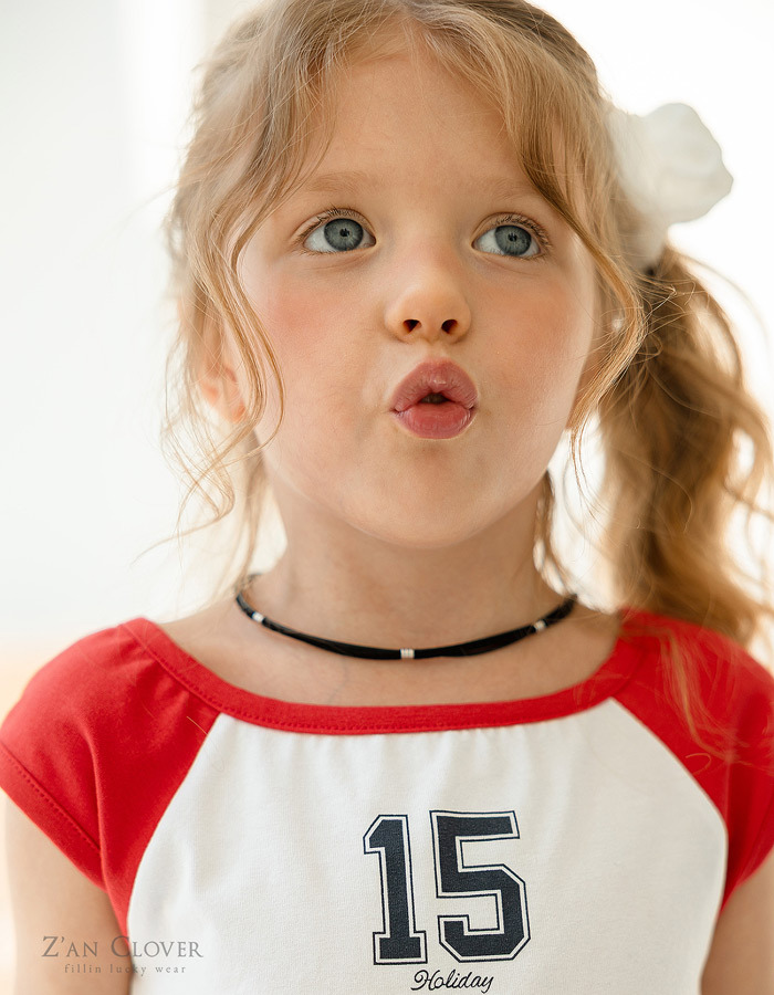 正韓夏ZAN CLOVER 兩色數字15合身短版上衣