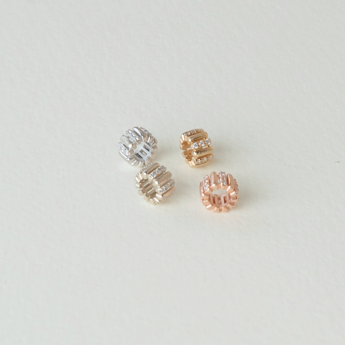 14K霧感羅緞真鑽圈墜