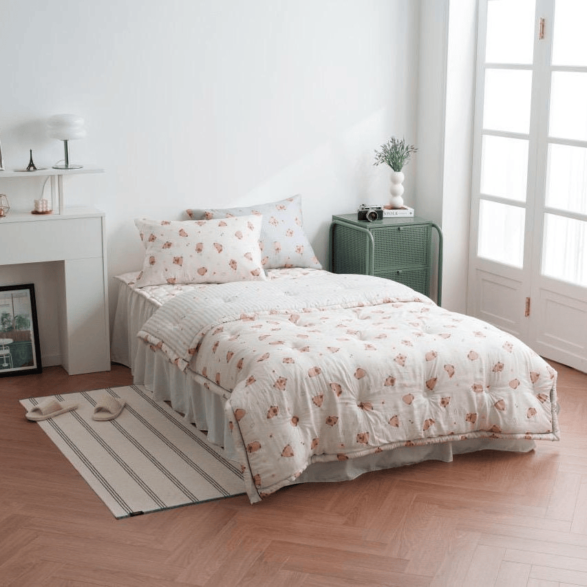 [韓國棉被] 天絲莫代爾・栗米棉填充｜可愛水豚君 四季被 2色（關鍵字：GJ53）