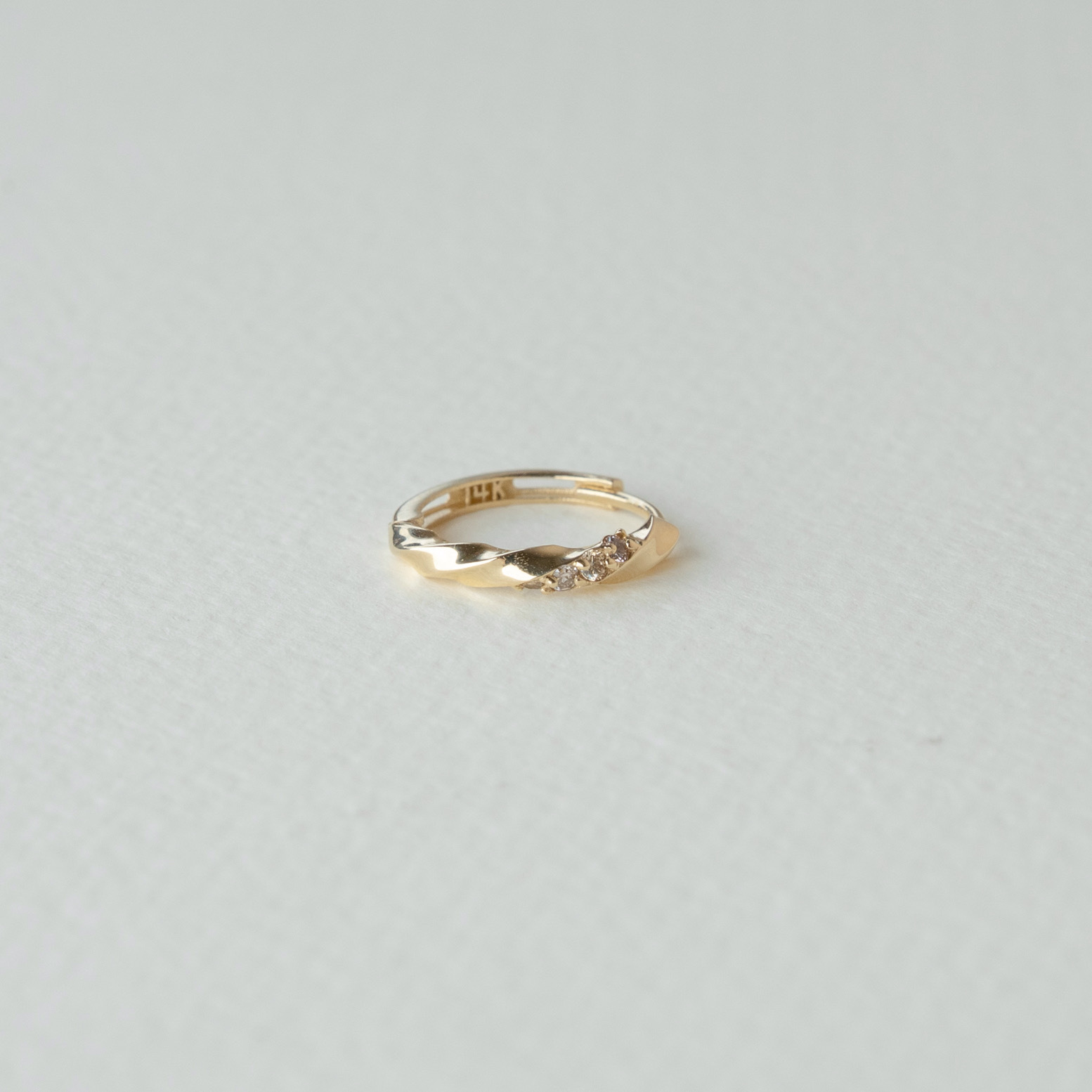 14K Twist真鑽耳圈