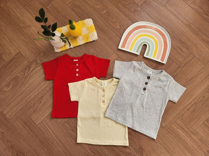 正韓夏JAZZ 三色鈕扣上衣