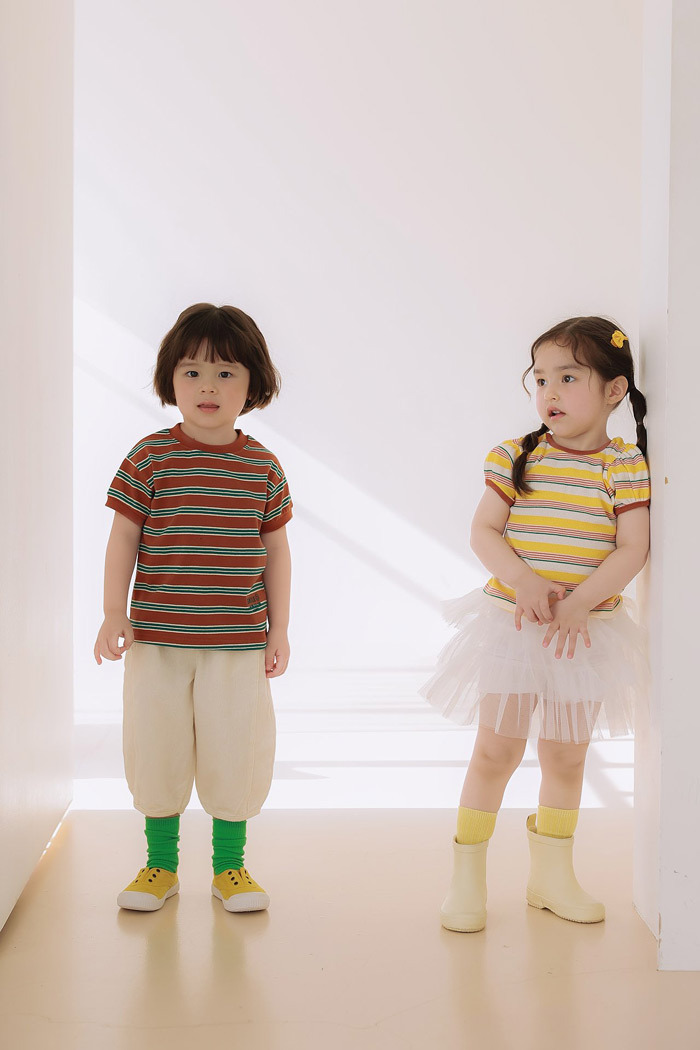 正韓夏JAZZ 兩色橫條上衣