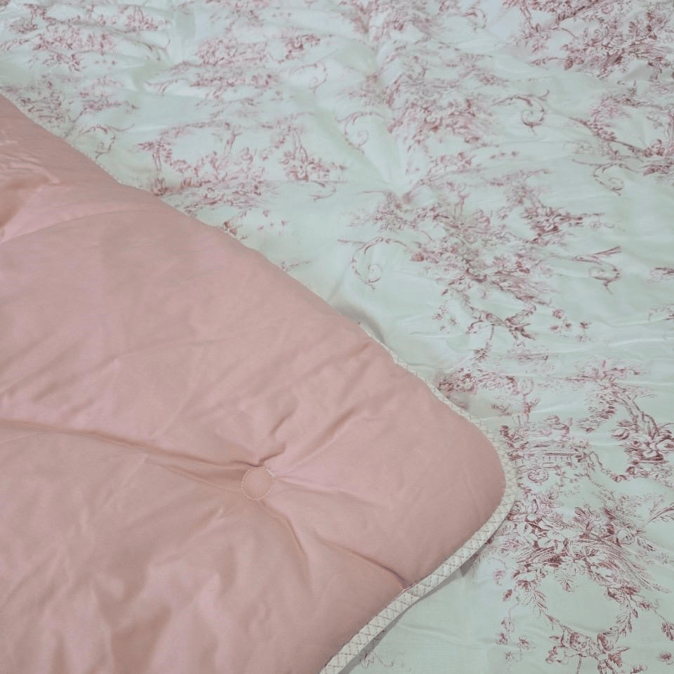 [韓國棉被] 天絲莫代爾・栗米棉填充｜Dior風 天使花園 四季被 2色（關鍵字：GJ25）