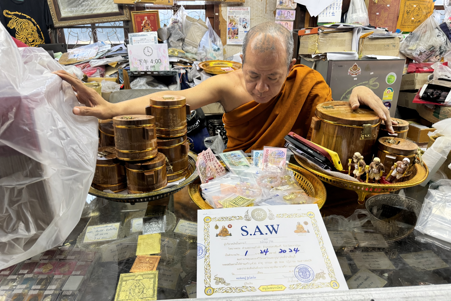 泰國 龍婆本廟 招財存錢筒 招財生財木製聚財盒