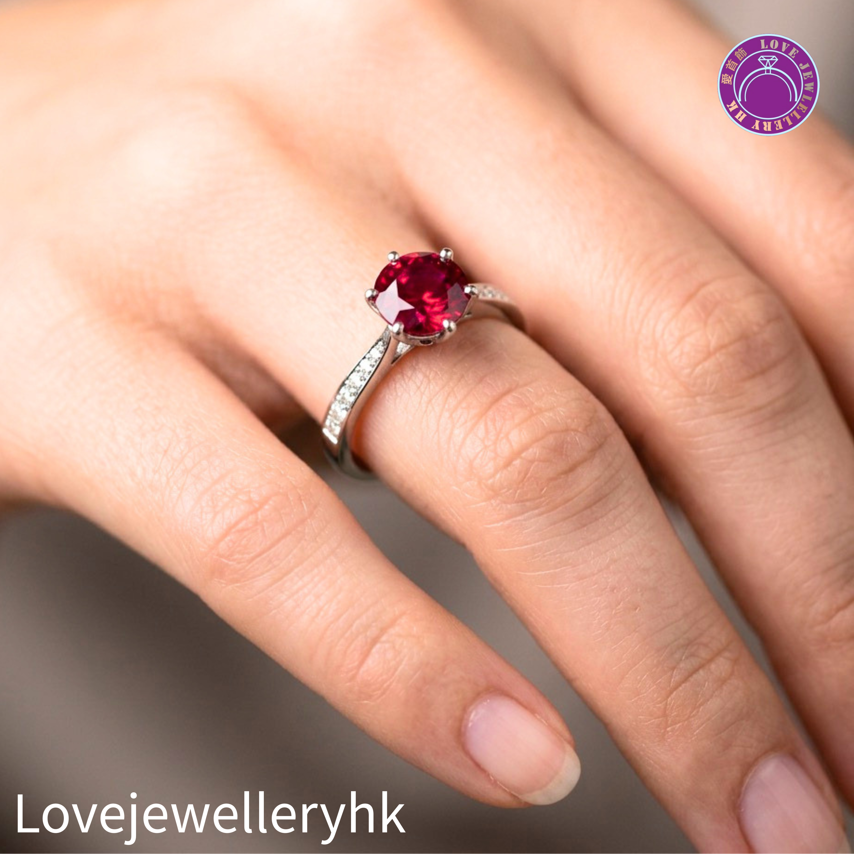 一卡培育紅/藍寶石戒指 R1C001G