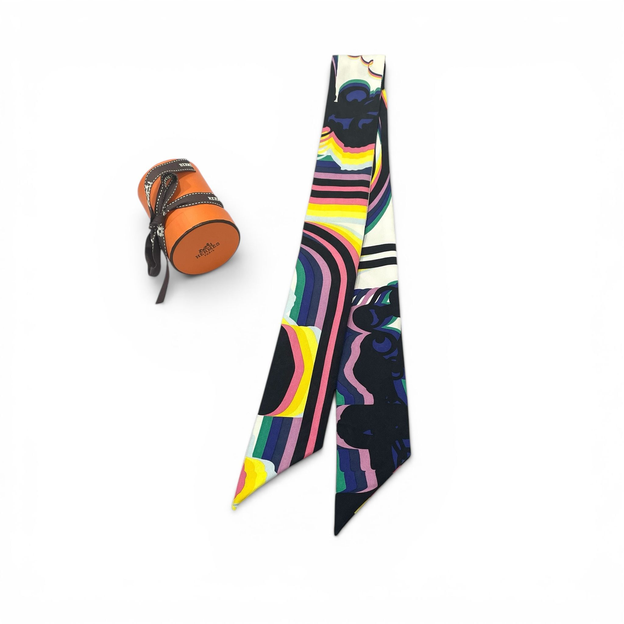 98%NEW二手HERMES TWILLY BRIDES DE GALA SHADOW 黑/黃/粉紅色真絲印花絲巾 #香榭站正品