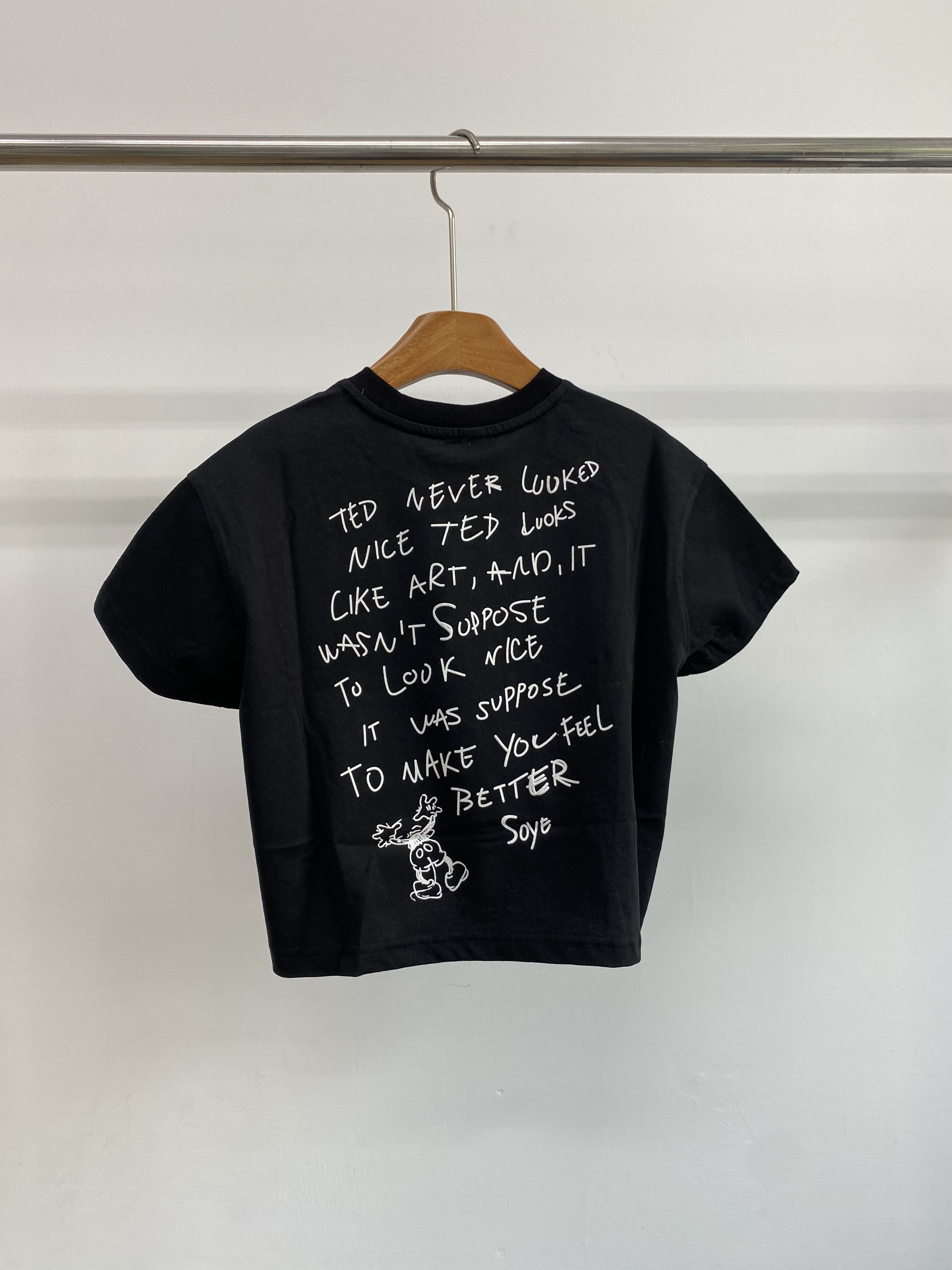 A04642設計師品牌後印花拼接上衣