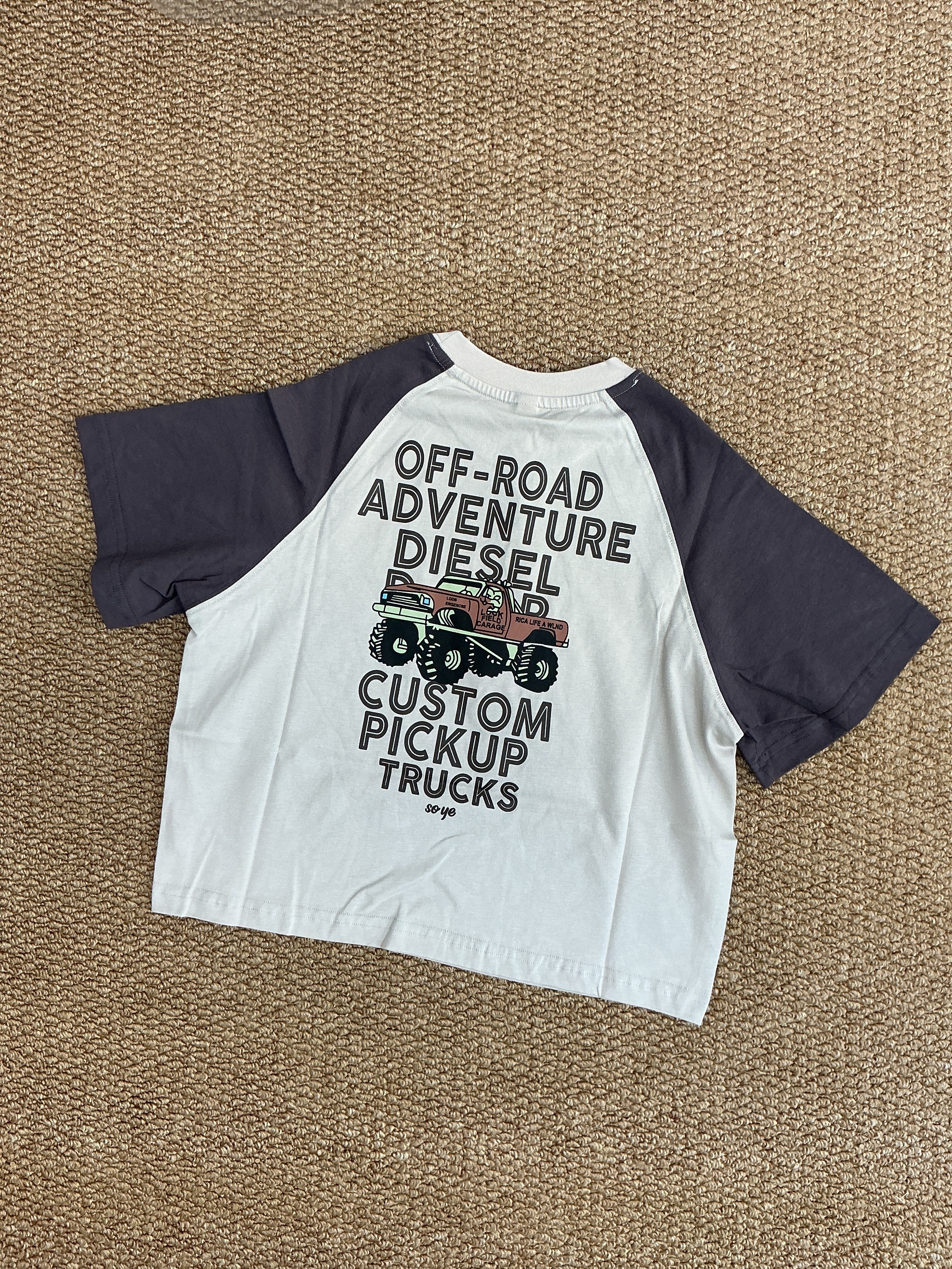 A04645設計師品牌吉普車印花上衣