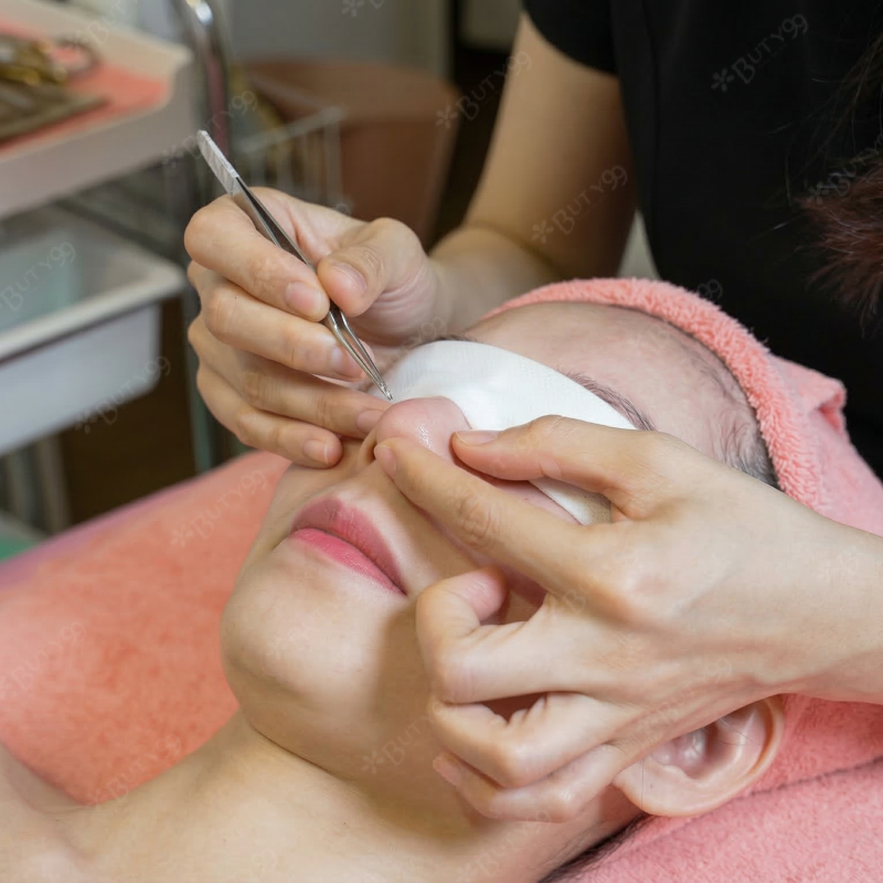 《新北》男女適用!一券兩用!杏仁淨亮零瑕x緊緻線條柔焦肌,550元