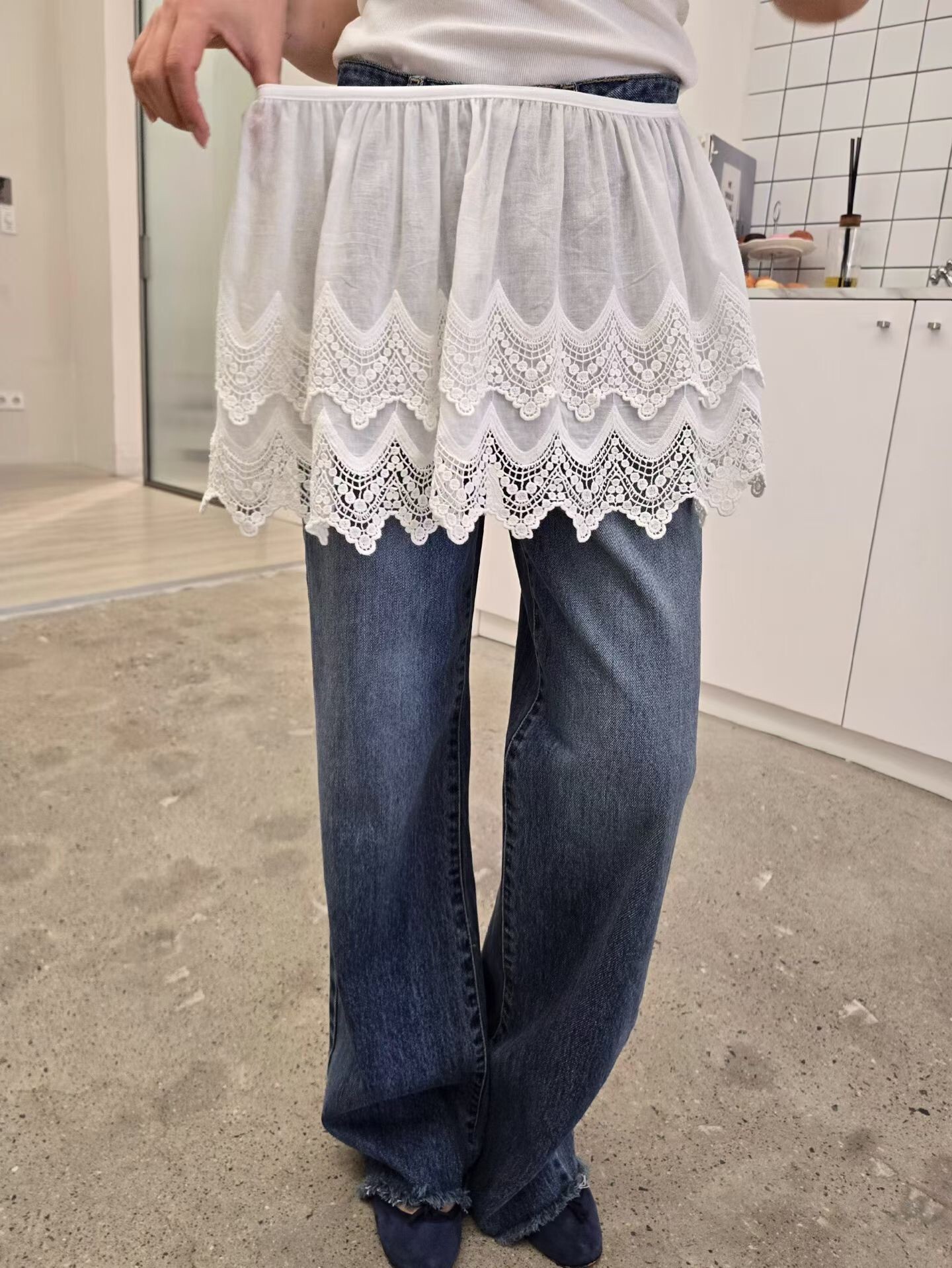 蕾絲造型小裙擺