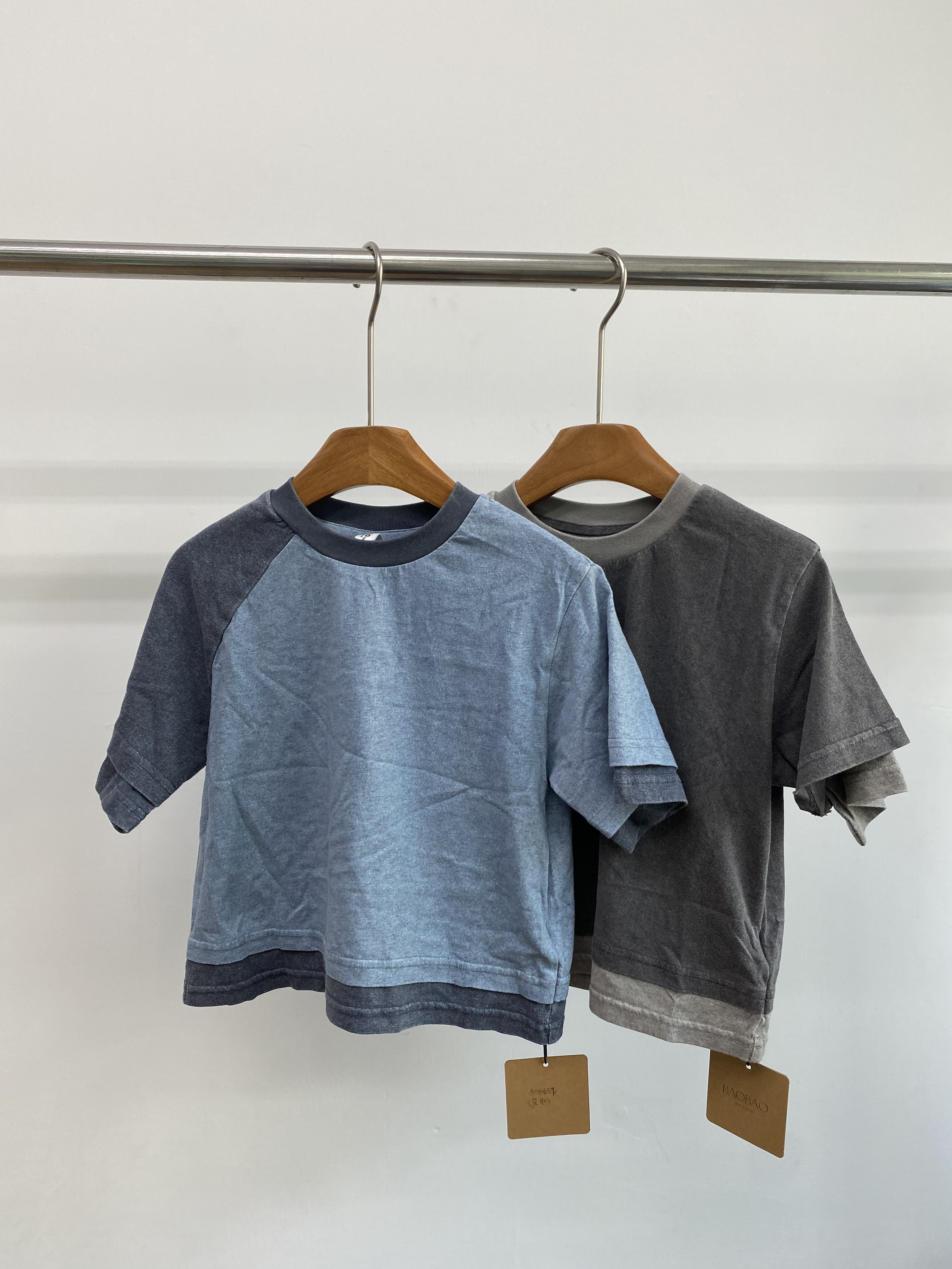 A04652撞色不規則上衣