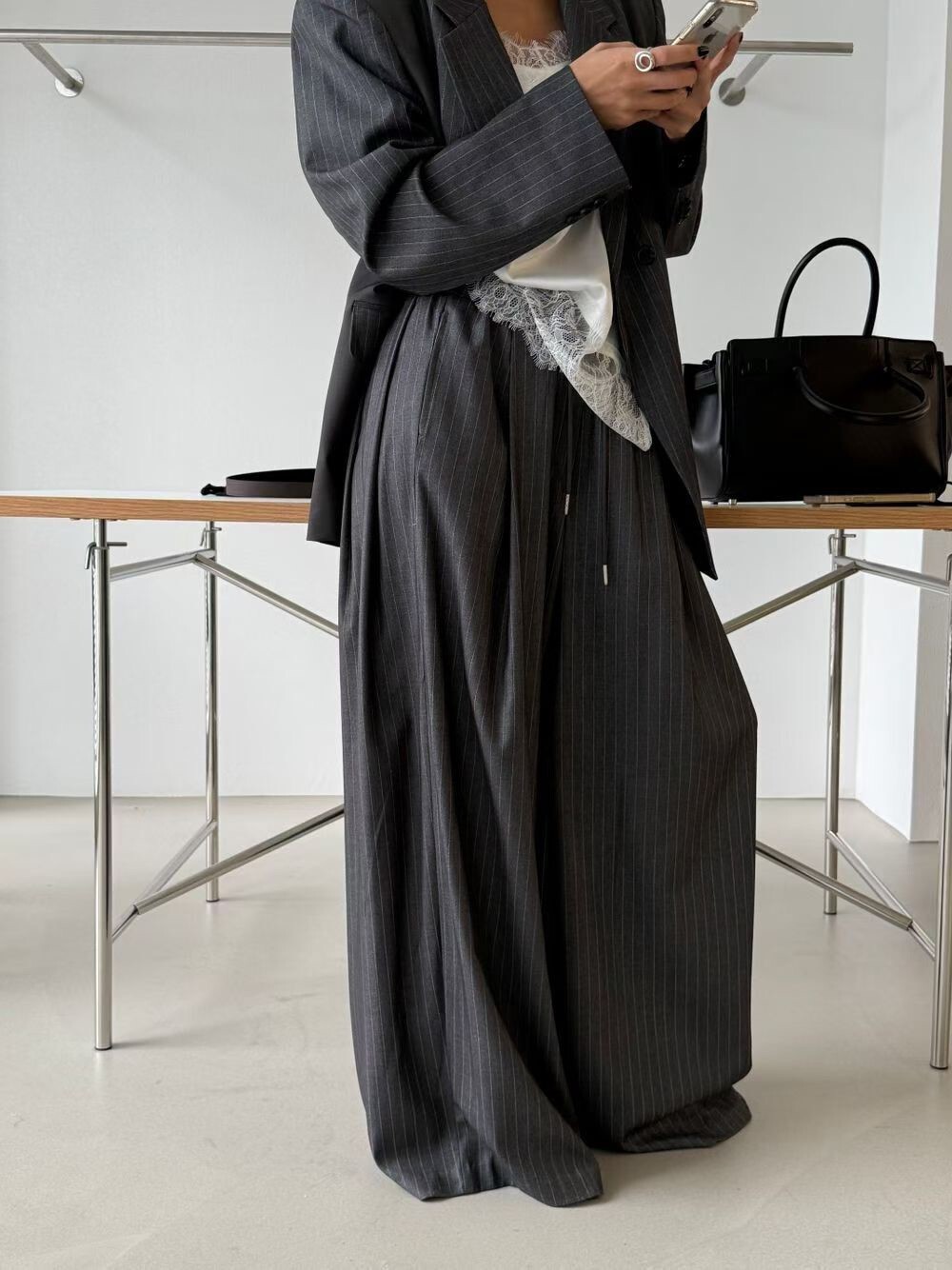 直紋開褶抽繩西裝寬褲