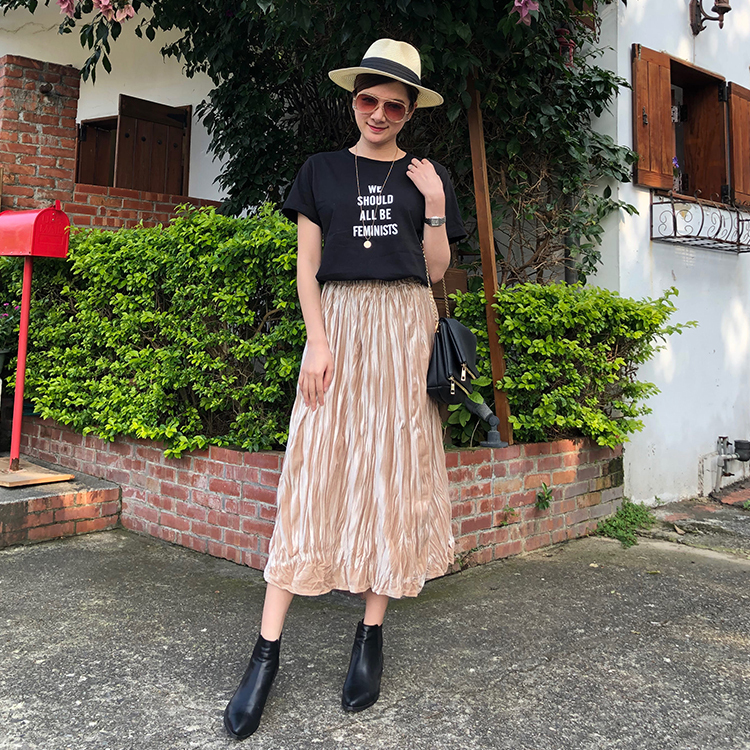 皺褶造型百褶裙