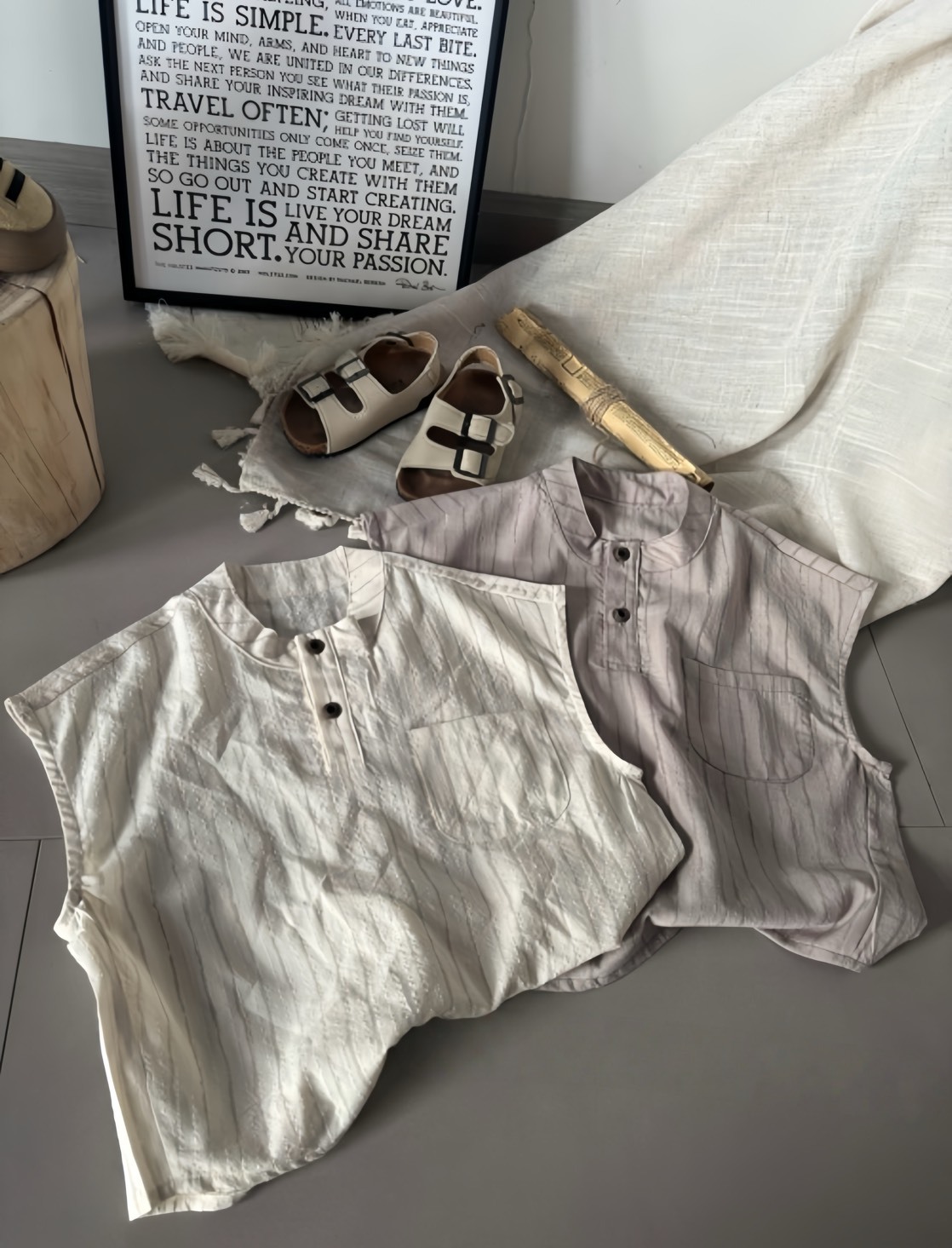 圓領細條紋無袖上衣