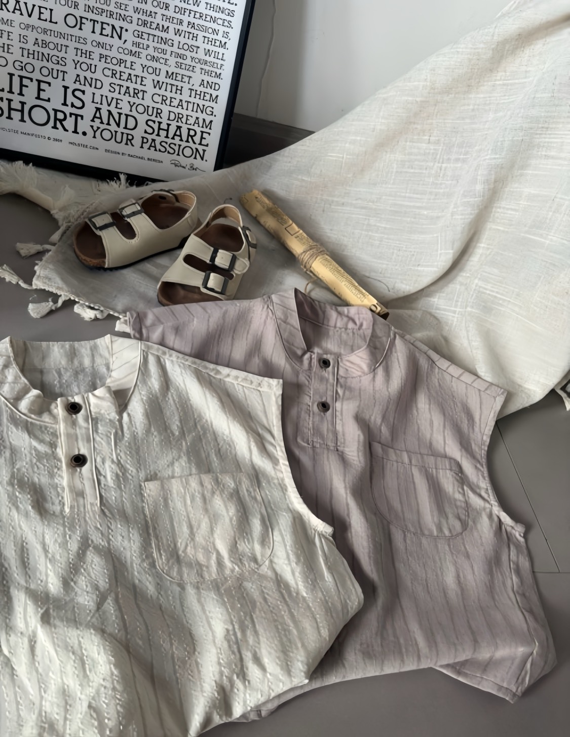 圓領細條紋無袖上衣