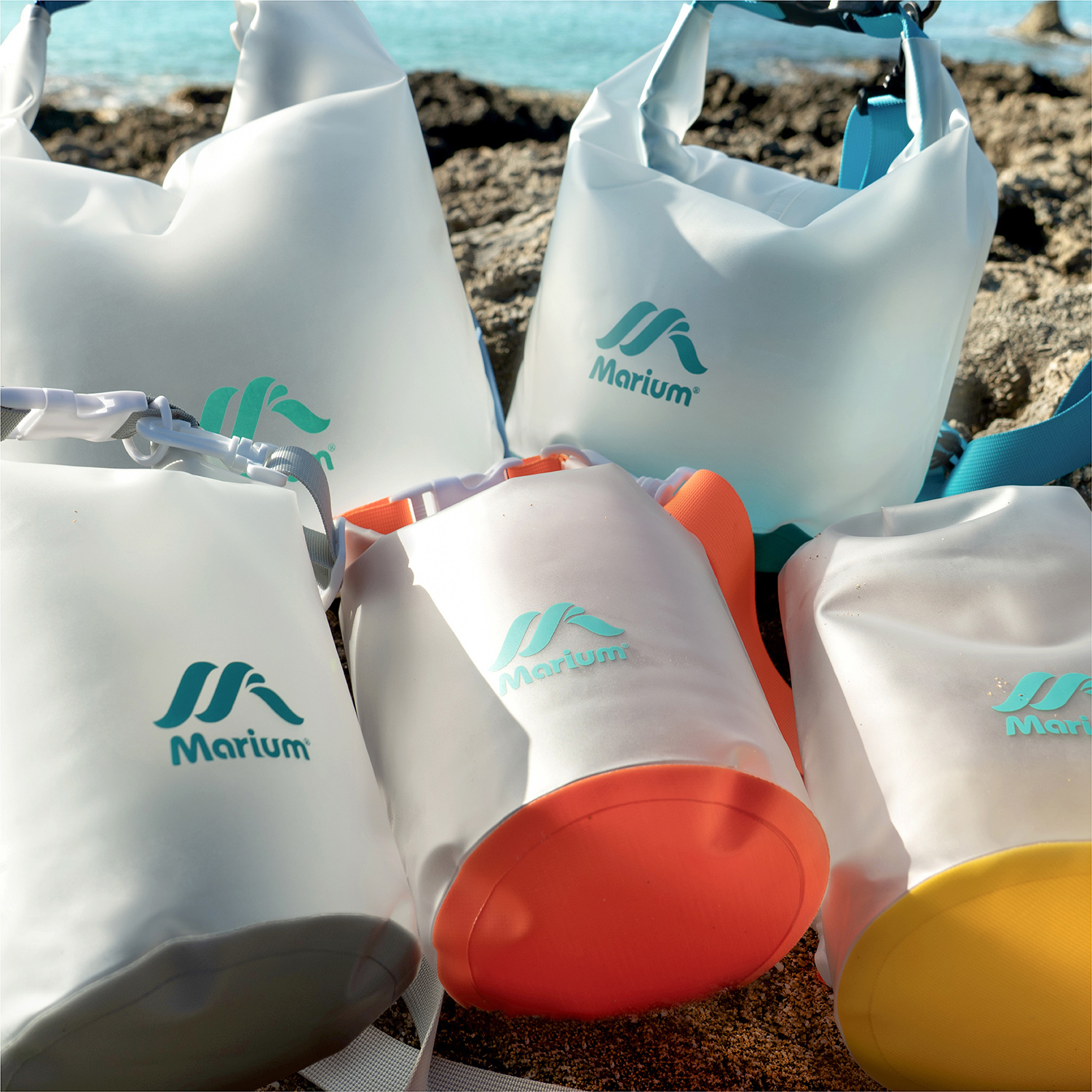 Marium 防潑水運動筒形背包 - 透明 MAR-2670