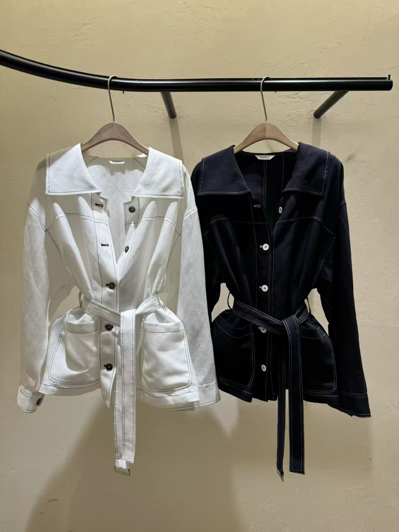 WJ6019 水手領腰帶明綫排扣外套