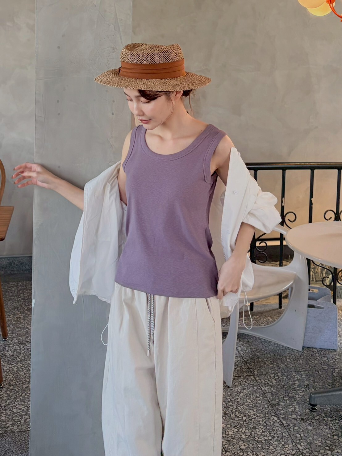 圓領坑條寬肩背心98989L12