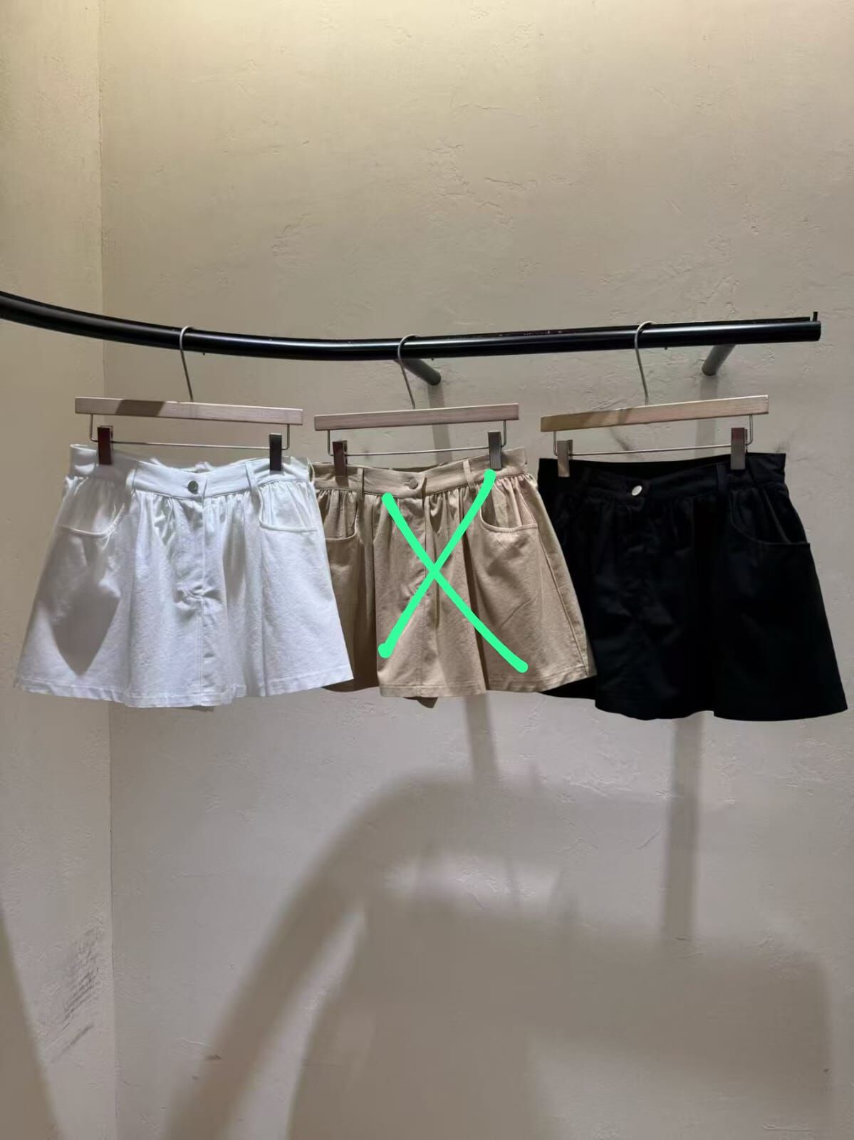 WJ6031 蓬蓬壓褶半身短裙褲