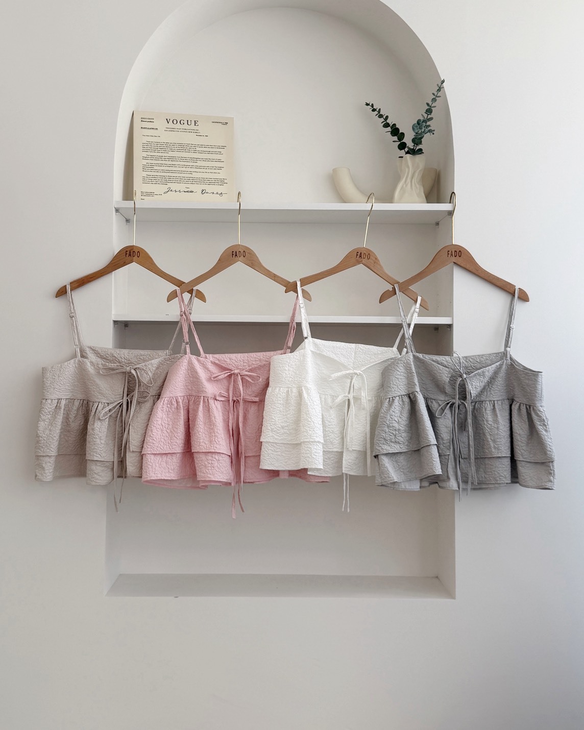 法朵Fado shop｜立體壓紋細肩背心 1705006 四色