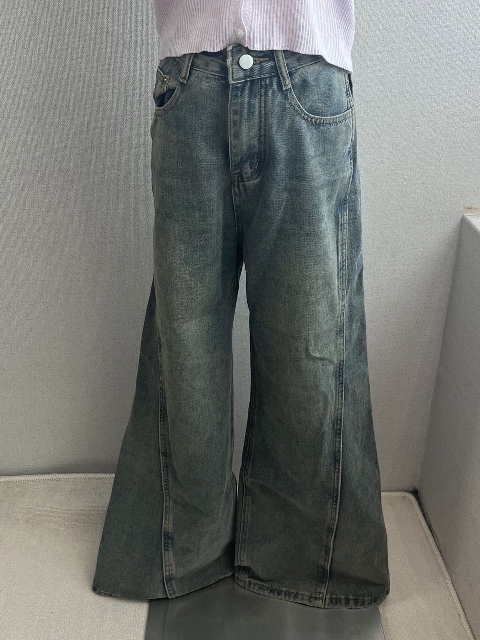 編號25(牛仔寬鬆落地褲S)