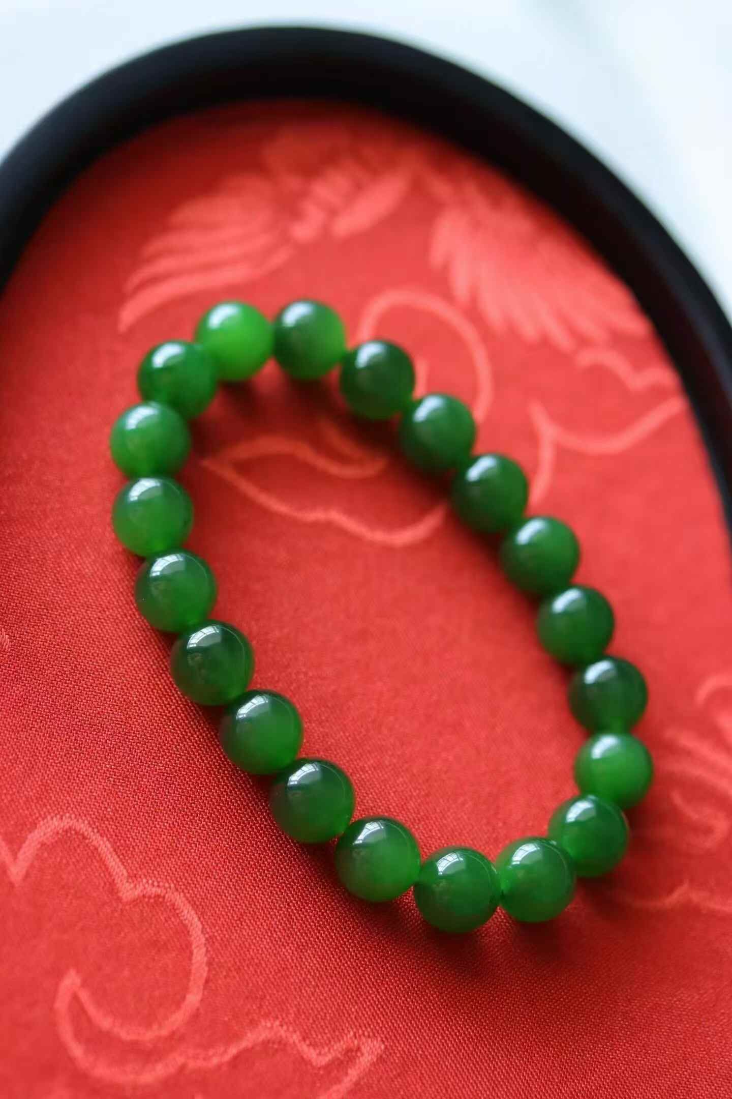 320745 和田玉冰陽綠碧玉手串 (9.3mm直徑)