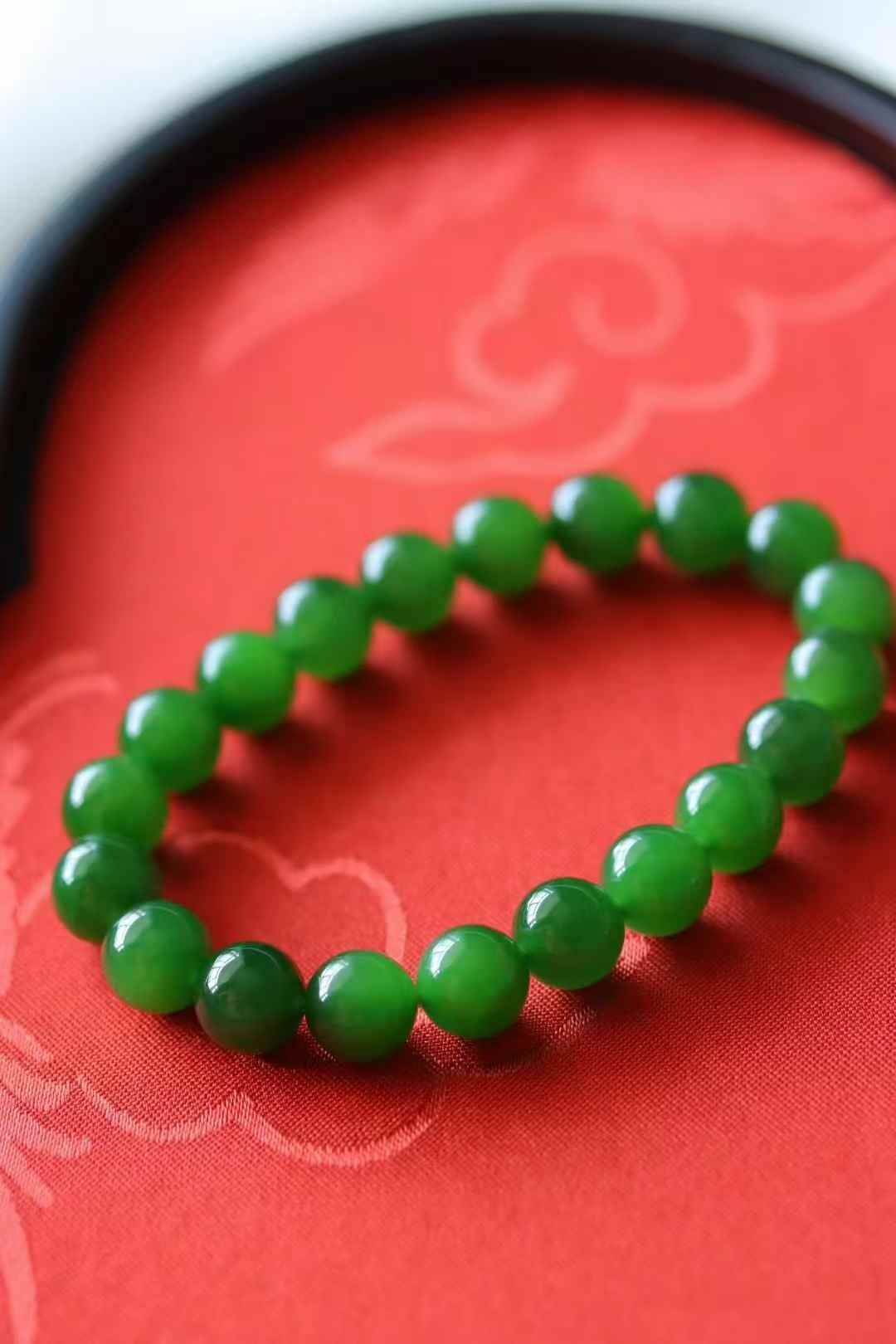 320745 和田玉冰陽綠碧玉手串 (9.3mm直徑)