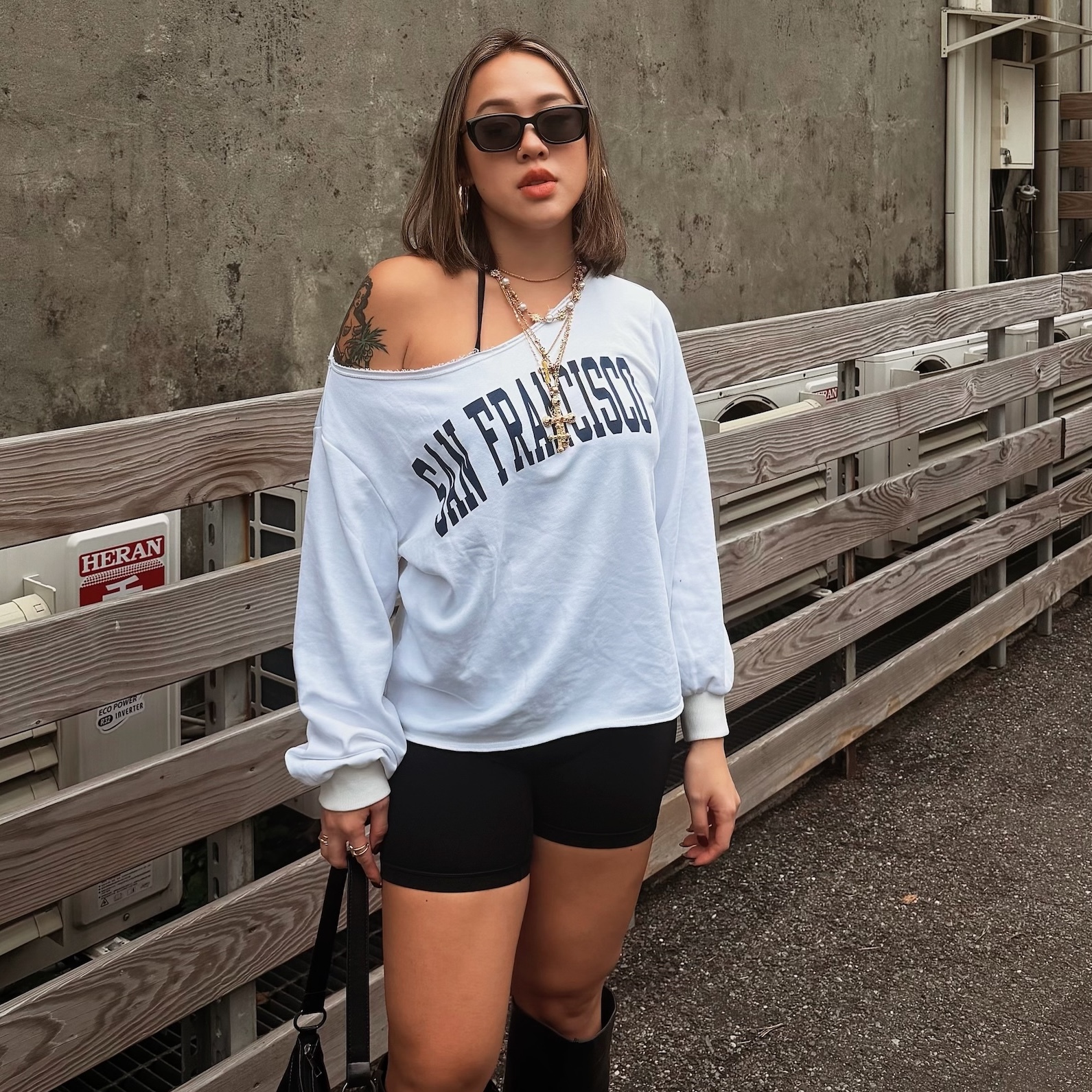 𝑺𝑭 𝒗𝒊𝒃𝒆🌊 美式大領口Tee