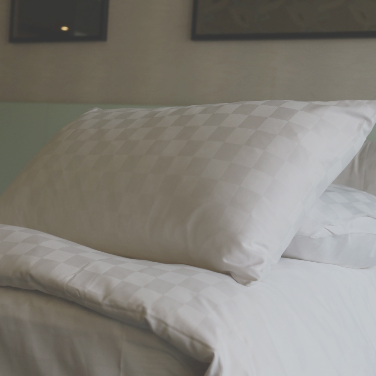 飯店級羽絨被 台灣製造-台南趣淘漫旅