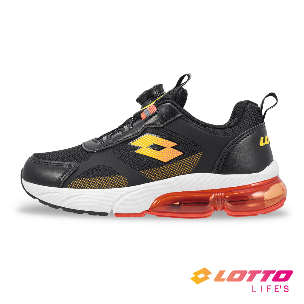 FLOAT 3 轉扣氣墊跑鞋