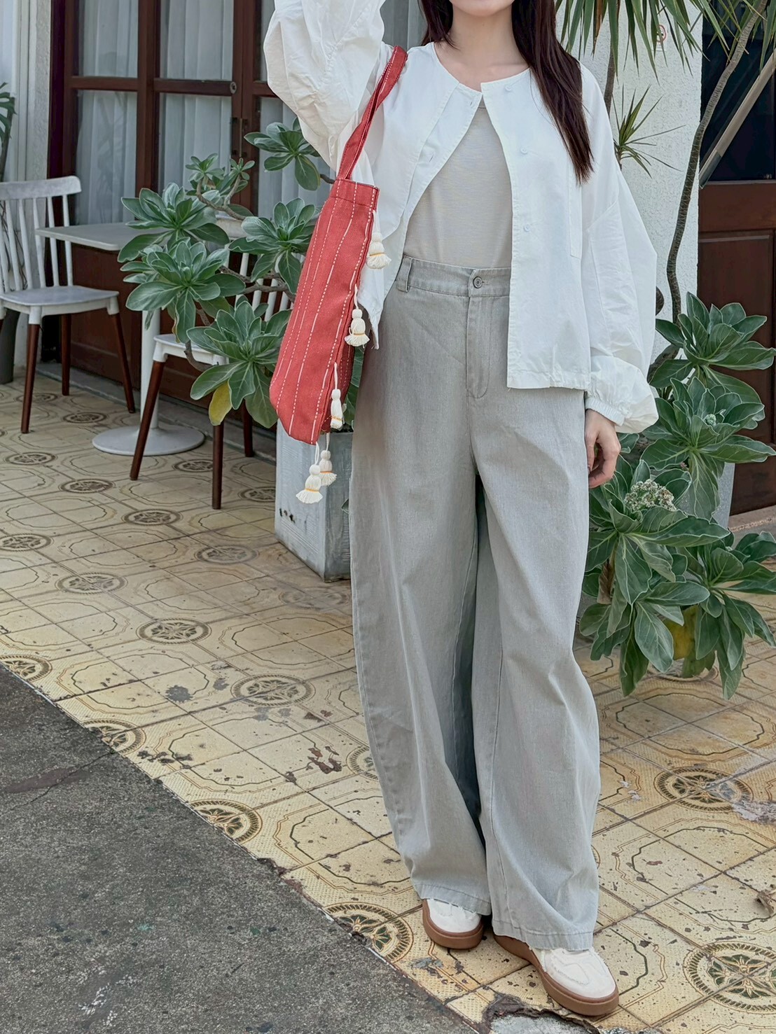 水洗斜紋側帶彎刀褲76250L08