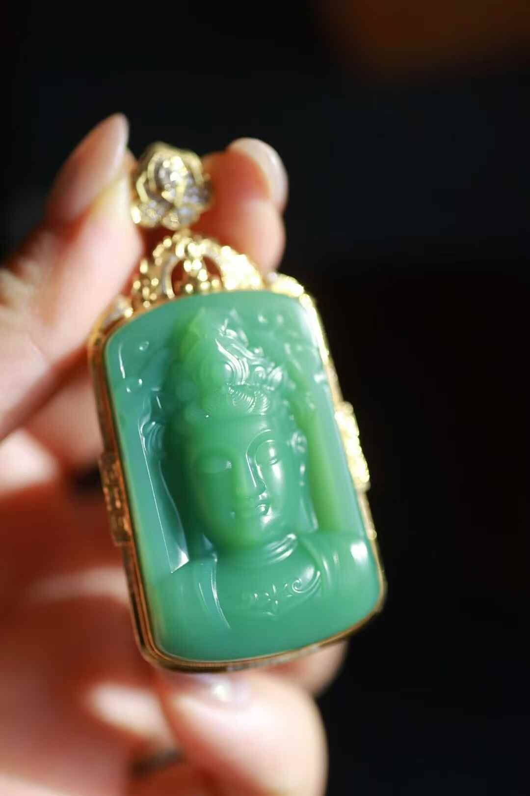 和田玉粉青觀音,天然和田玉軟玉