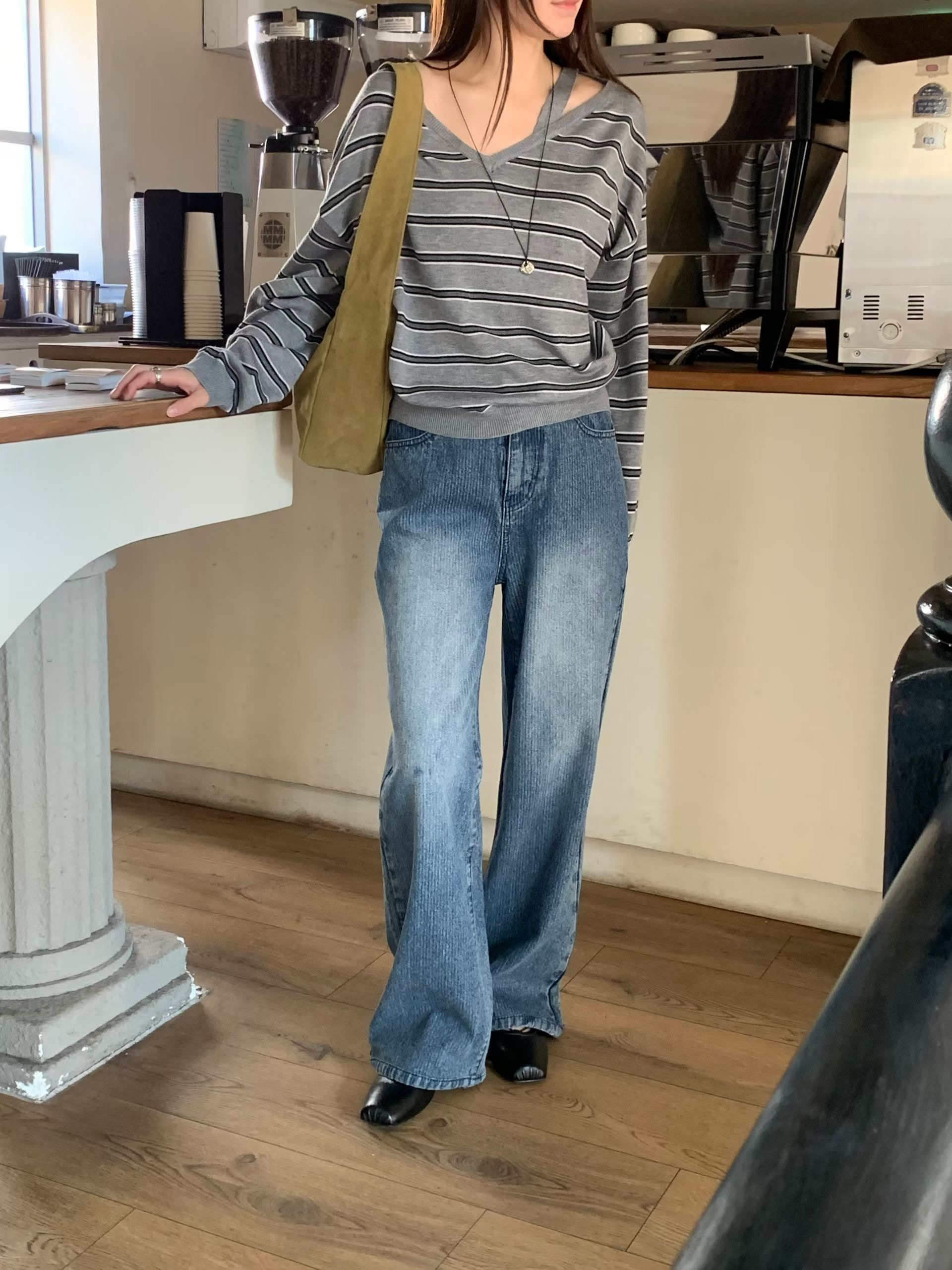 #228N715 Name tag! 復古洗水暗直紋牛仔褲