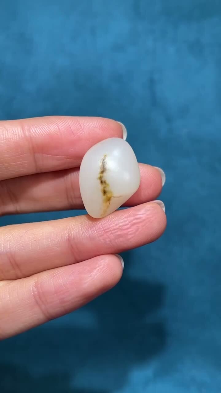 320222 和田玉籽料獨籽原石