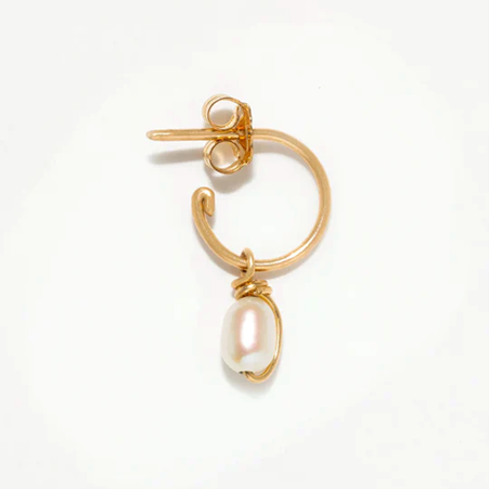 1YA0326-179 [YAY PARIS] Stella Mini Hoop Earrings Cultured Pearls Laminated Gold #22AHC-301pden101 (EU)