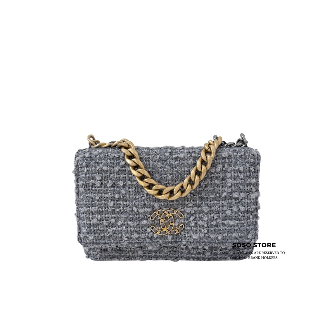 Chanel 19 Tweed Quilted Flap Bag - Grey / GHW