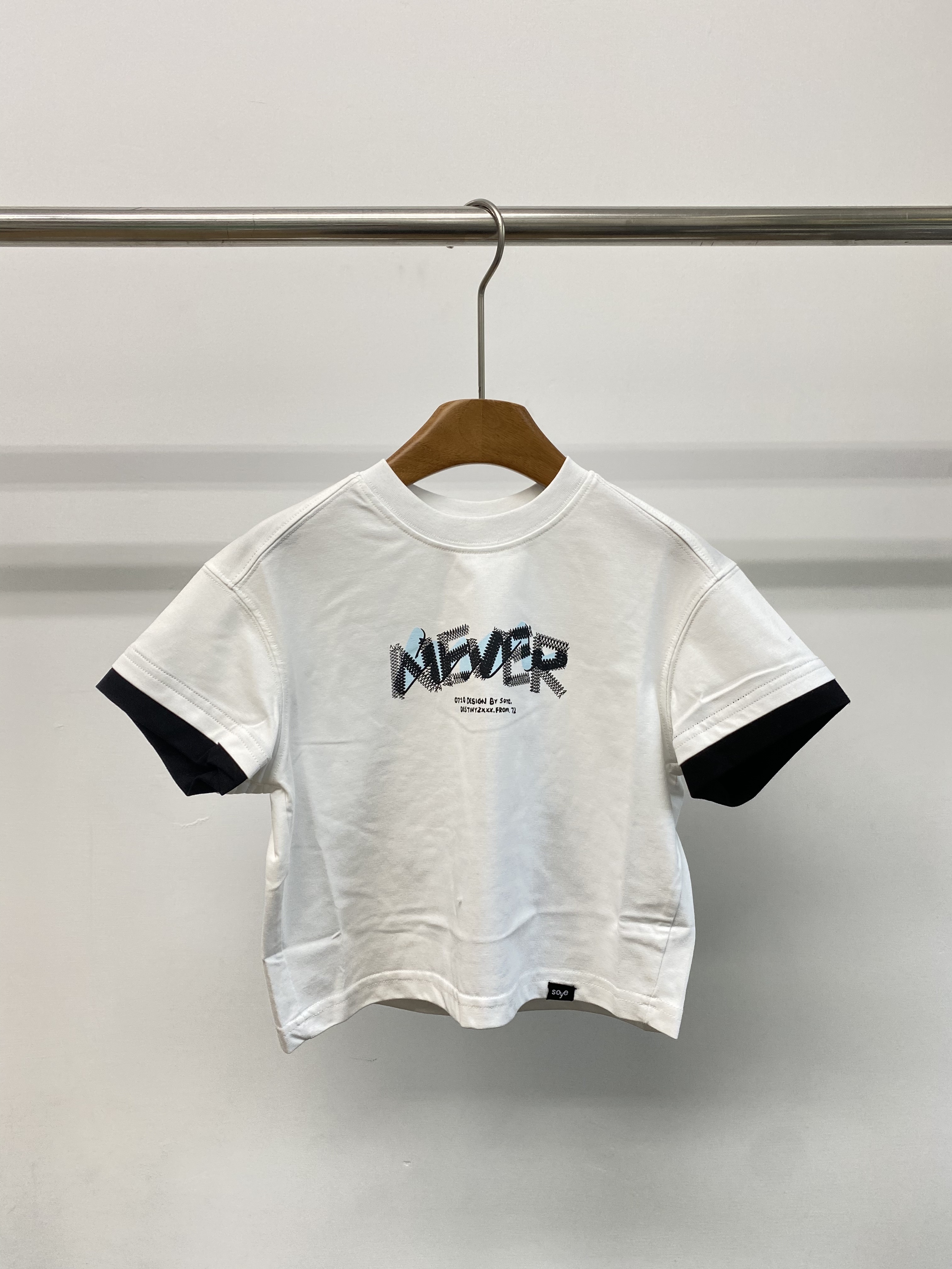 A04719設計師品牌貓咪印花上衣