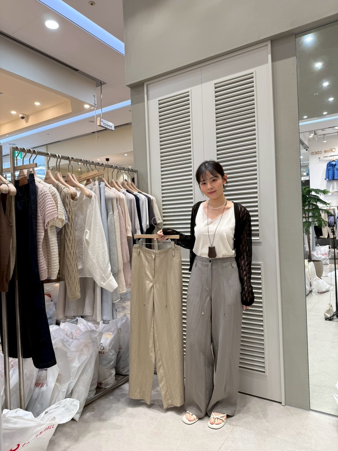 MU6041 後橡筋綁帶滑料休閑褲